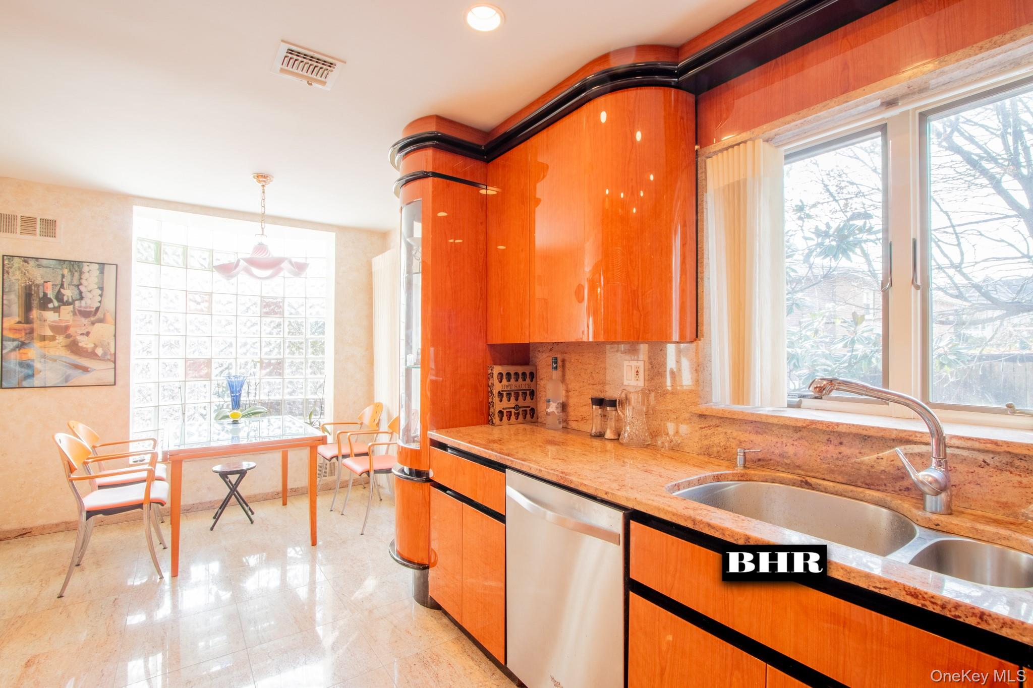 #11 photo, 4270 Ocean Avenue, Brooklyn , NY 11235