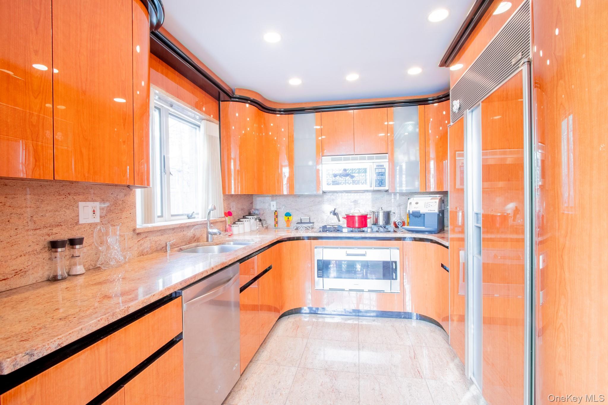 #9 photo, 4270 Ocean Avenue, Brooklyn , NY 11235