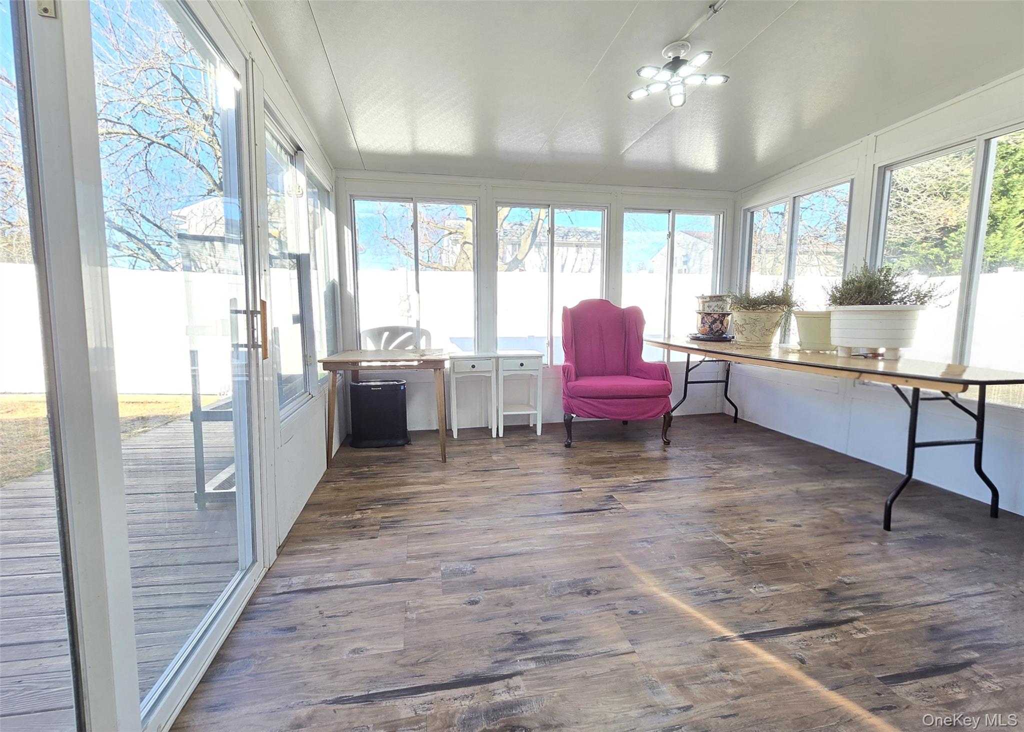 #10 photo, 24 Quail Run, Massapequa , NY 11758