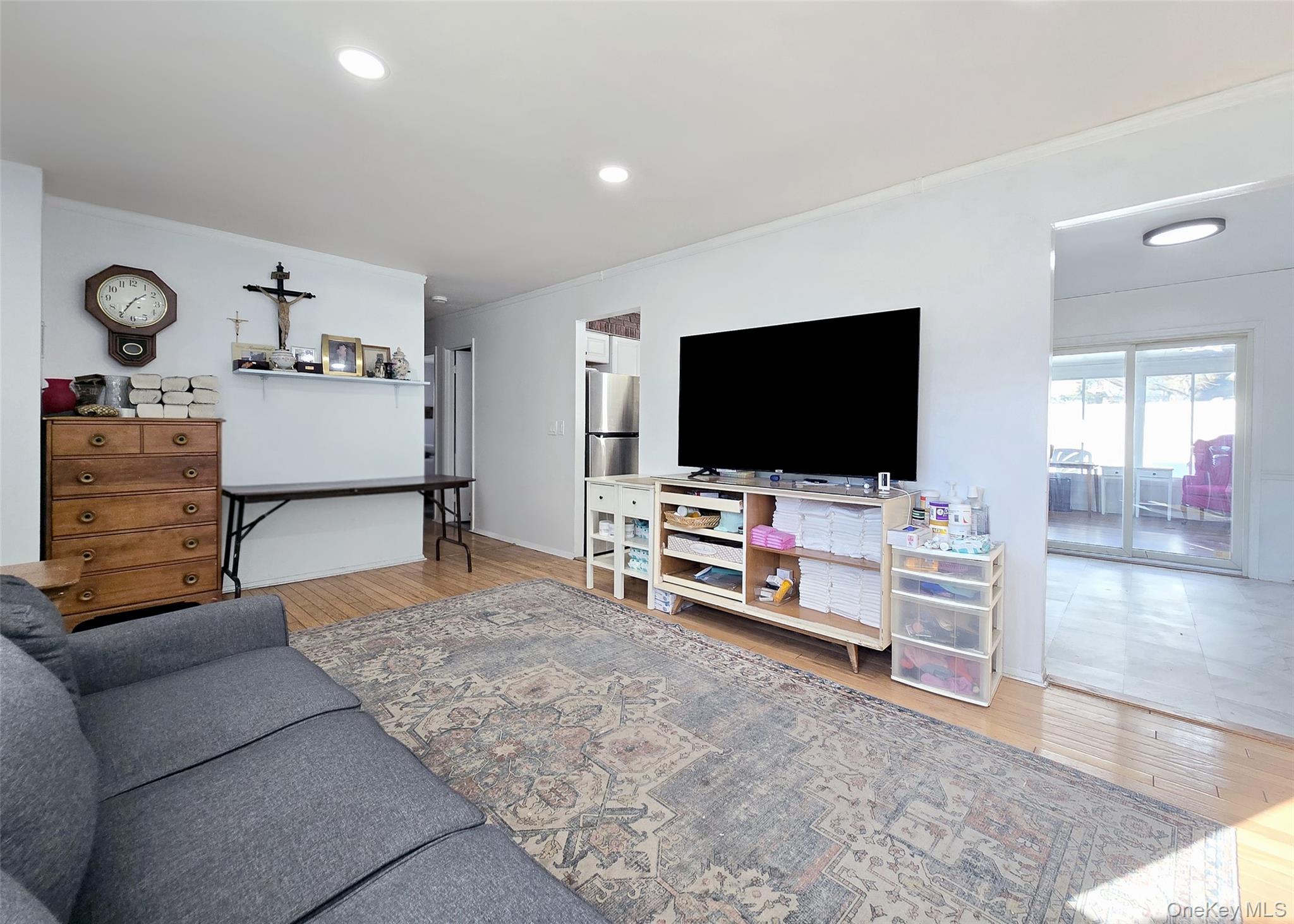 #5 photo, 24 Quail Run, Massapequa , NY 11758