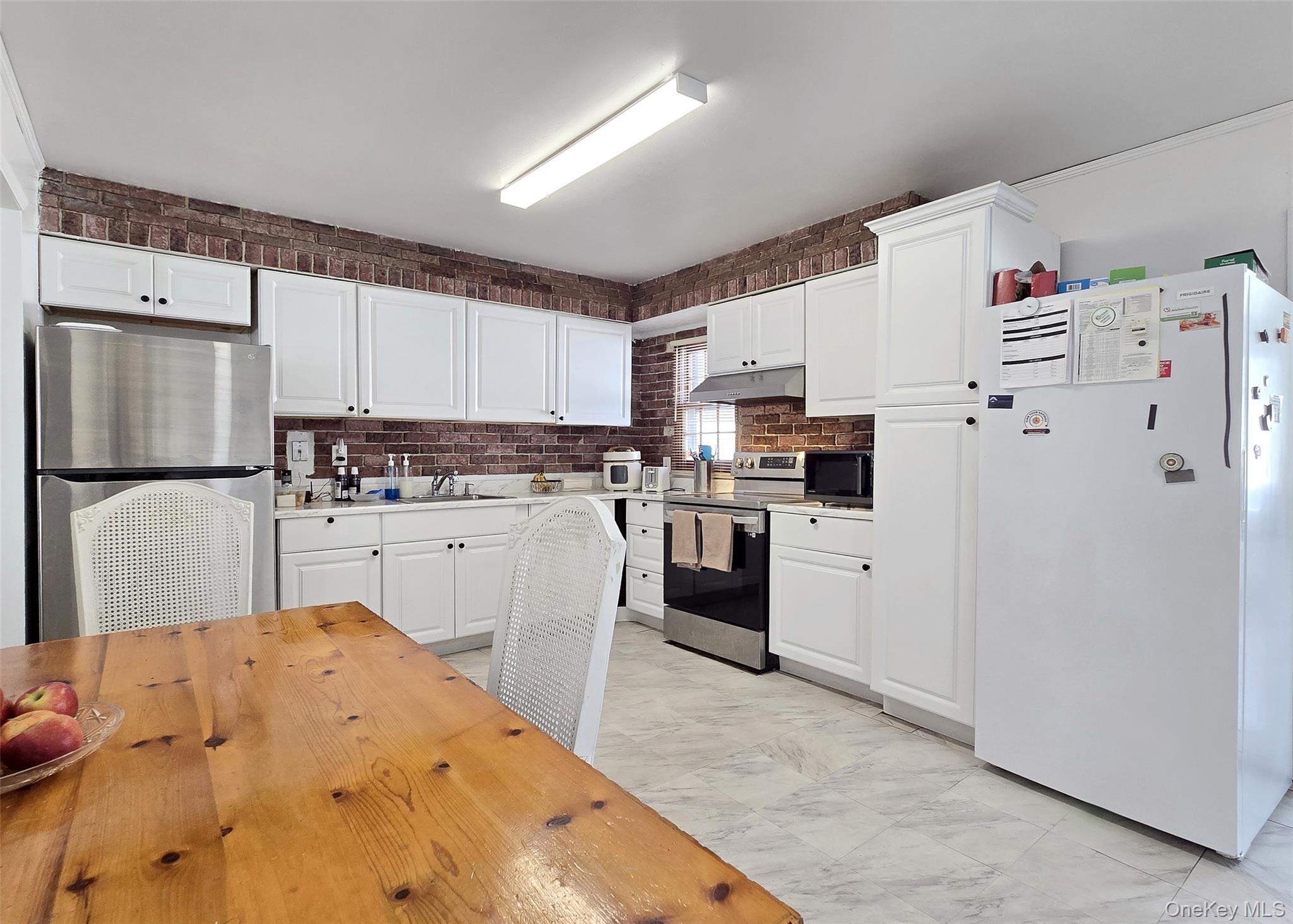 #7 photo, 24 Quail Run, Massapequa , NY 11758