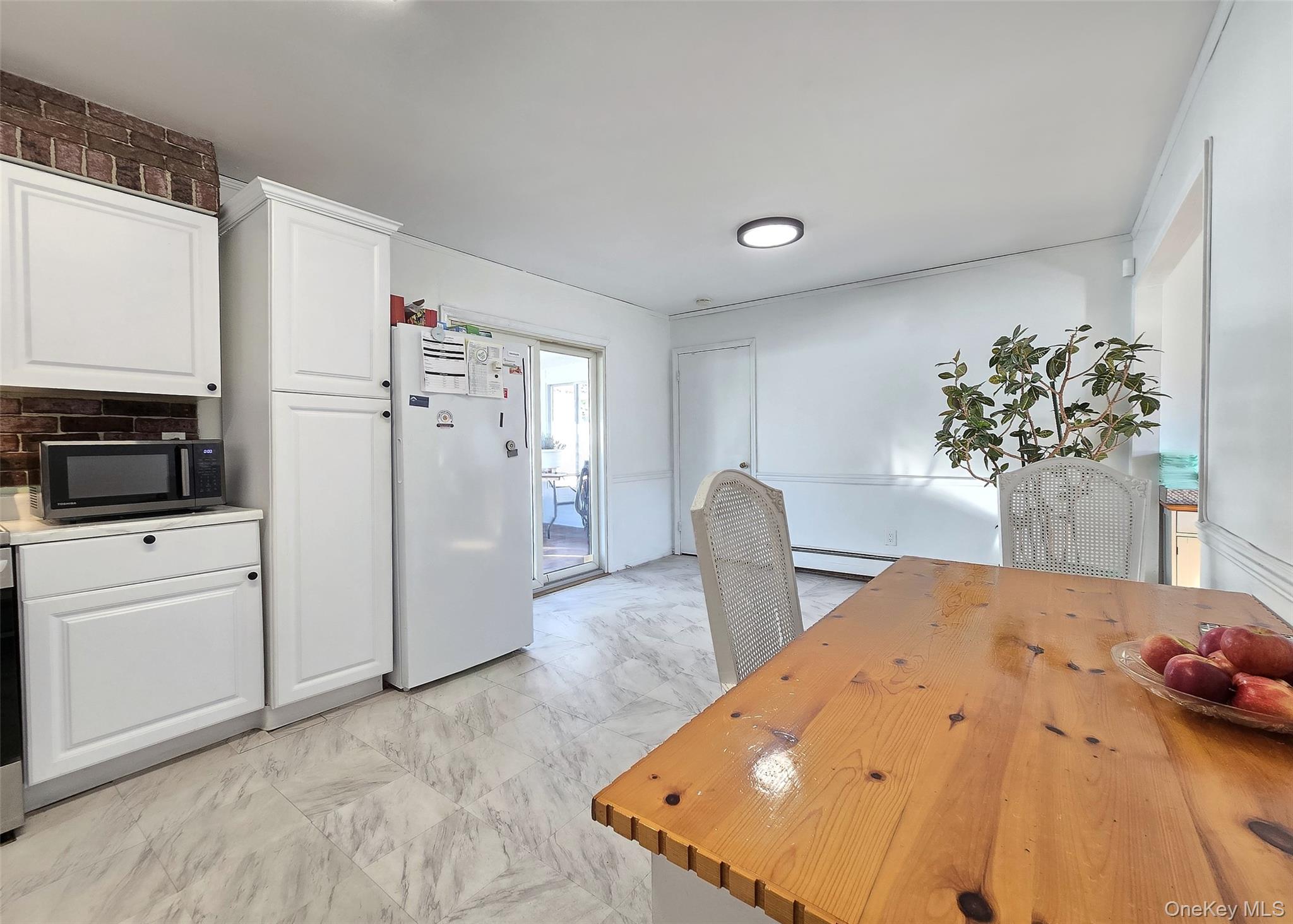 #8 photo, 24 Quail Run, Massapequa , NY 11758