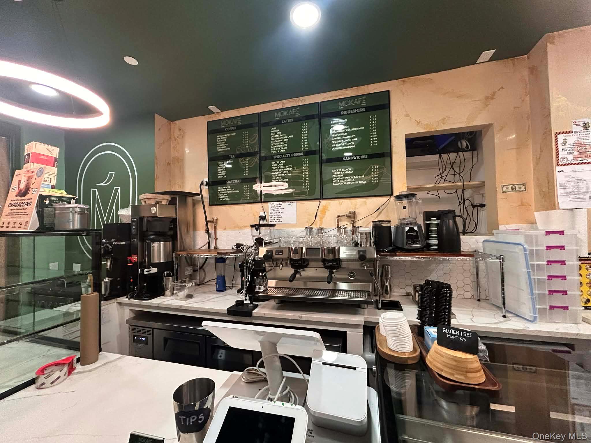 #3 photo, 1059 Manhattan Avenue, Brooklyn , NY 11222