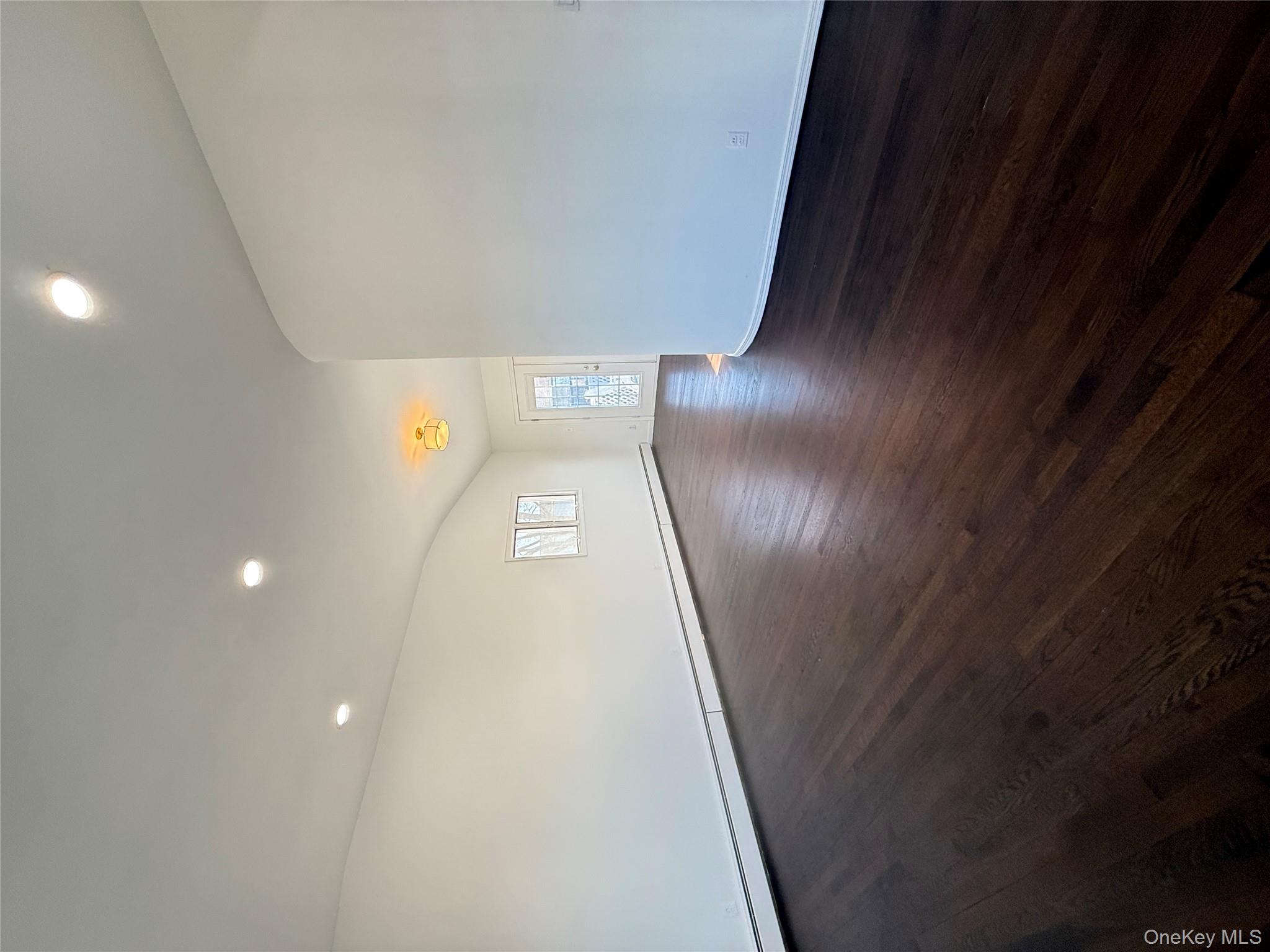 #13 photo, 300 Branch Avenue, Freeport , NY 11520