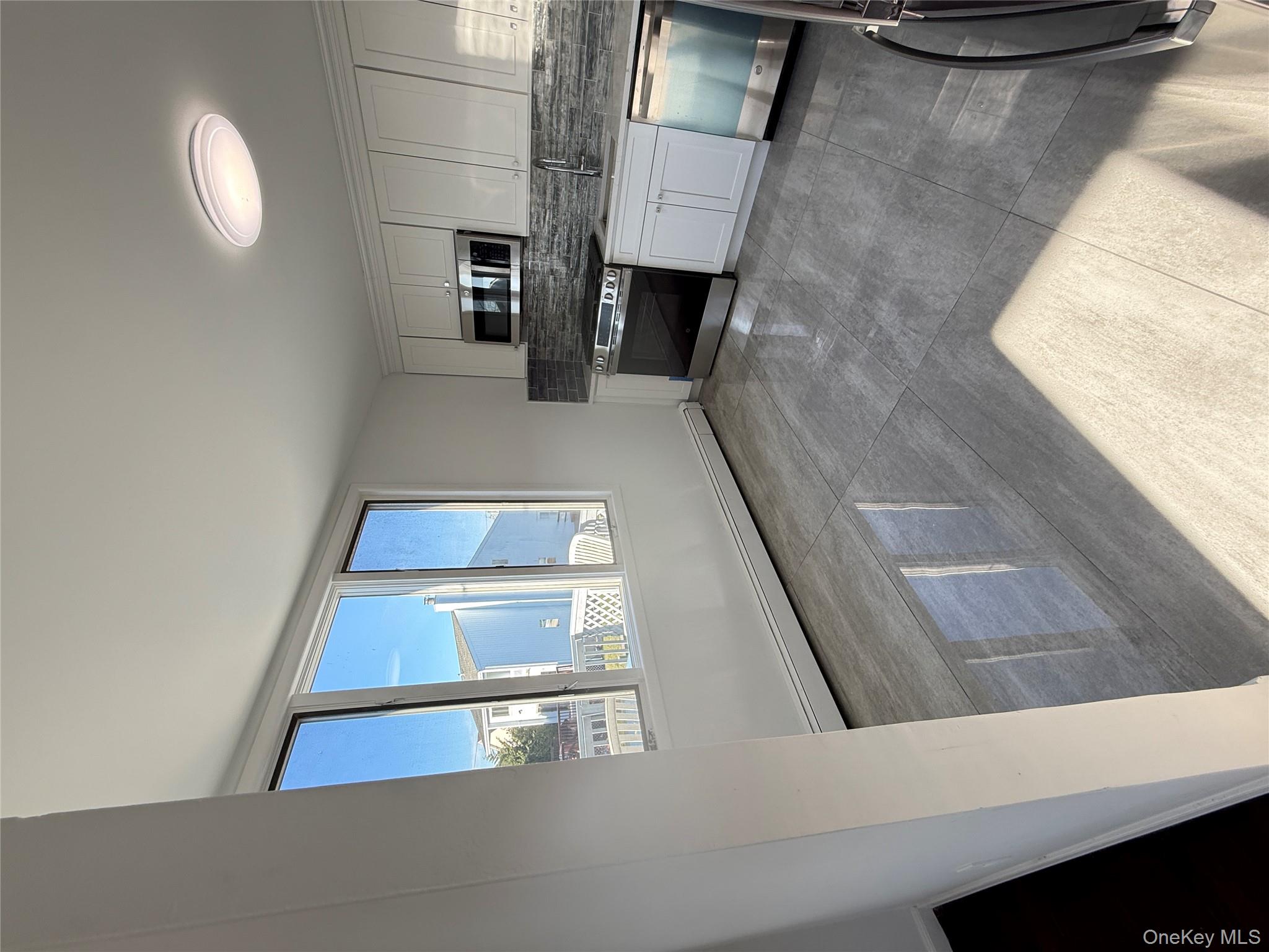 #16 photo, 300 Branch Avenue, Freeport , NY 11520