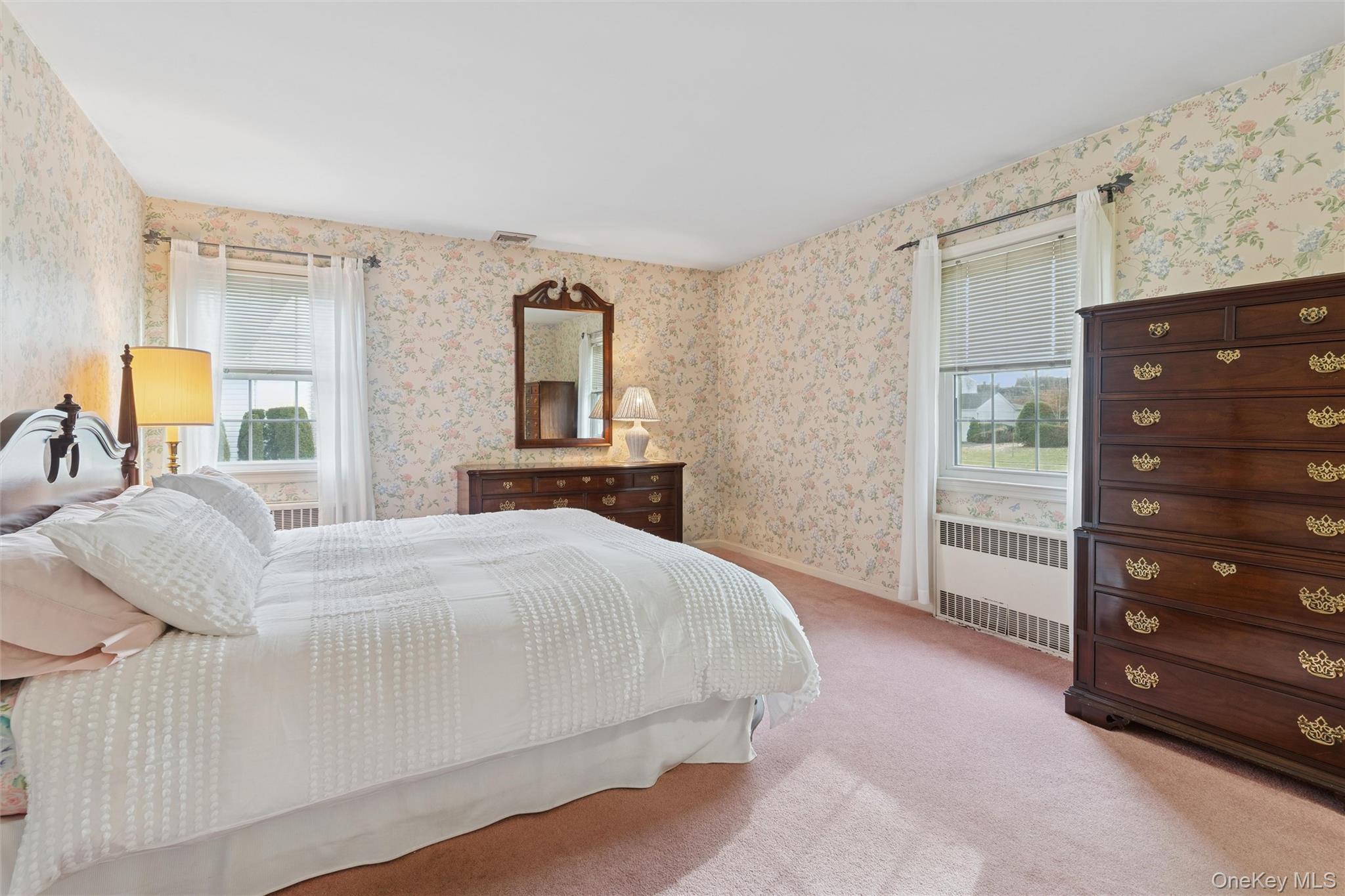 #18 photo, 23 Saint Pauls Place, Garden City , NY 11530