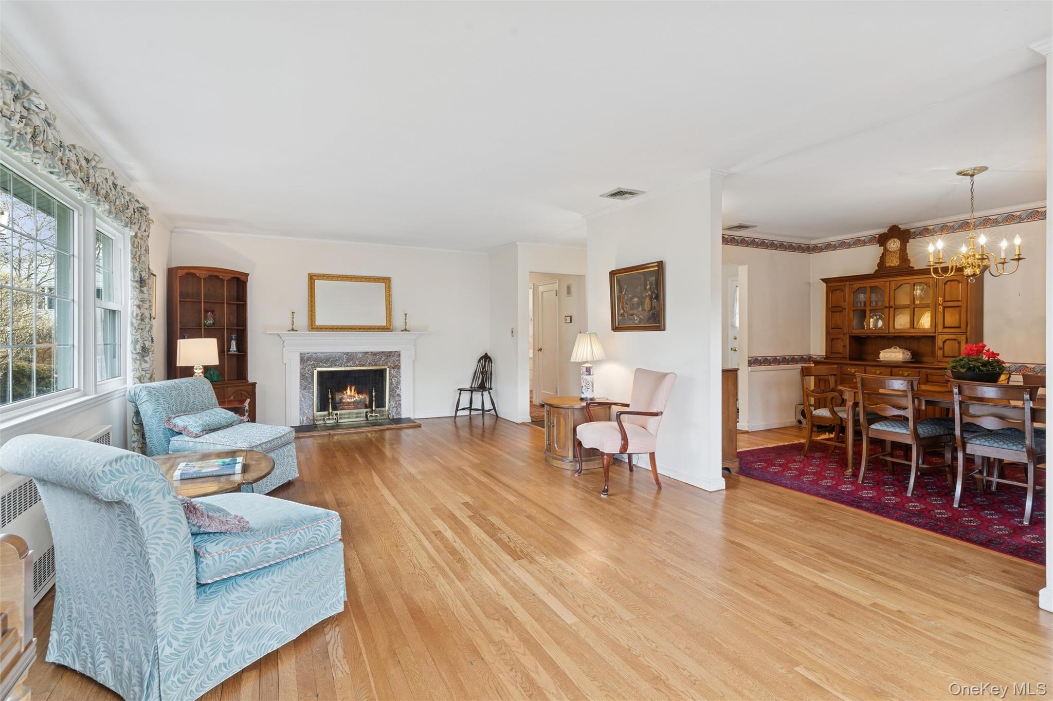 #9 photo, 23 Saint Pauls Place, Garden City , NY 11530