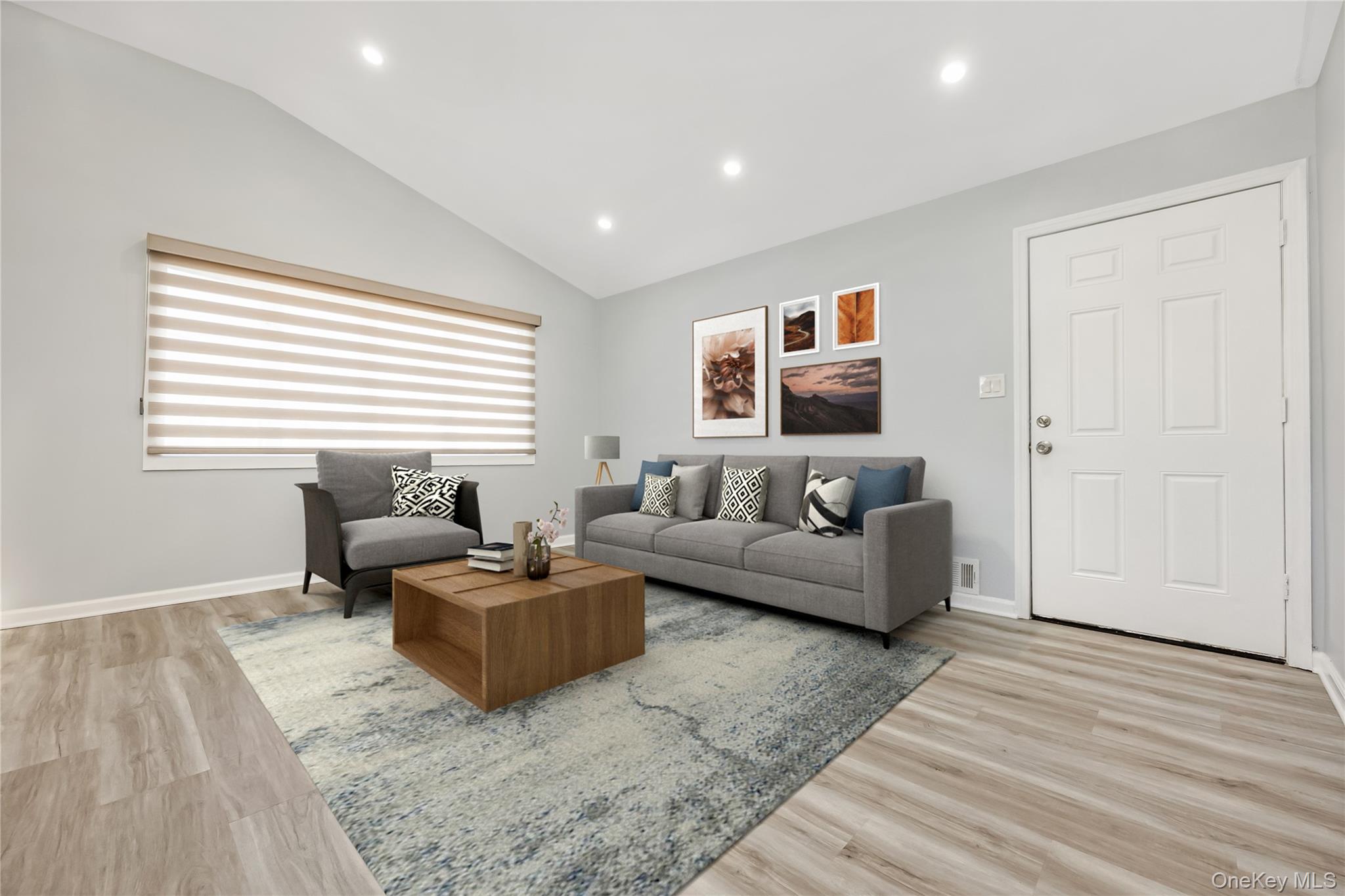 #11 photo, 147 W Hampton Road, Lindenhurst , NY 11757