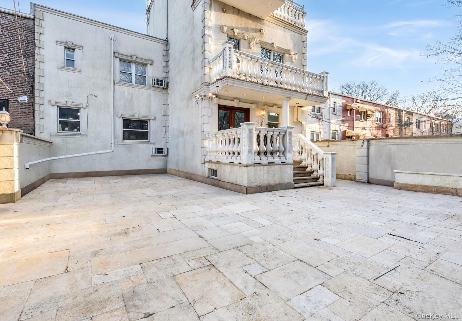 #19 photo, 2044 26th Street, Astoria , NY 11105