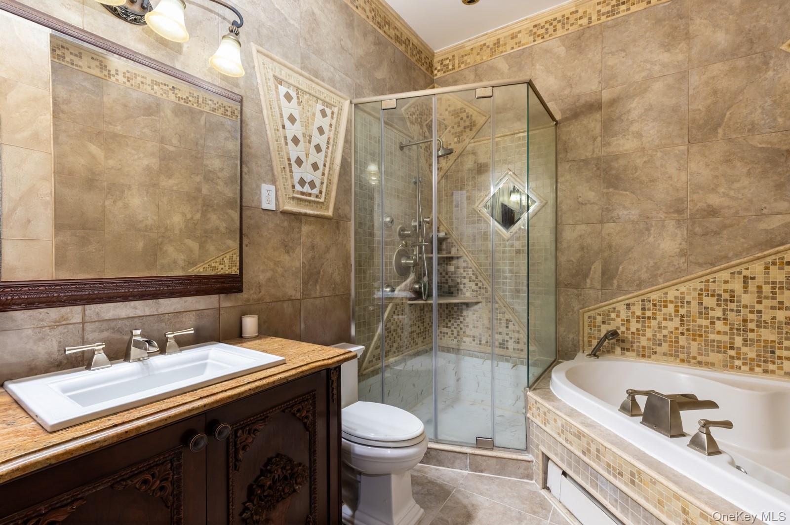 #8 photo, 2044 26th Street, Astoria , NY 11105