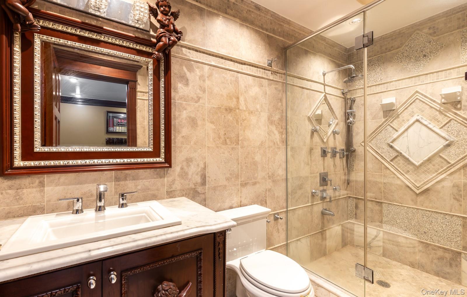 #13 photo, 2042 26th Street, Astoria , NY 11105