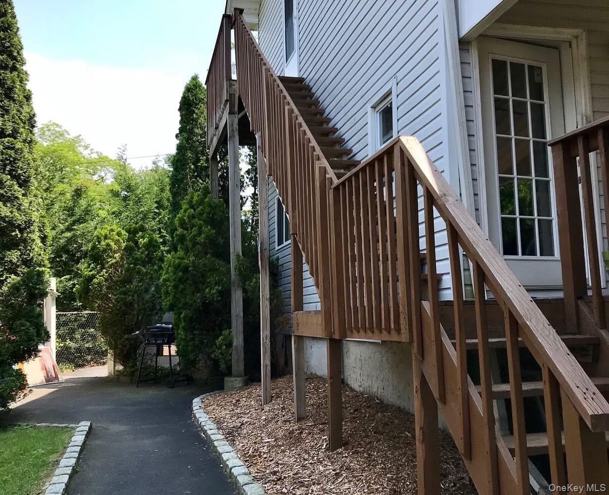 #3 photo, 601 Little East Neck Road, 東長島 West Babylon , NY 11704