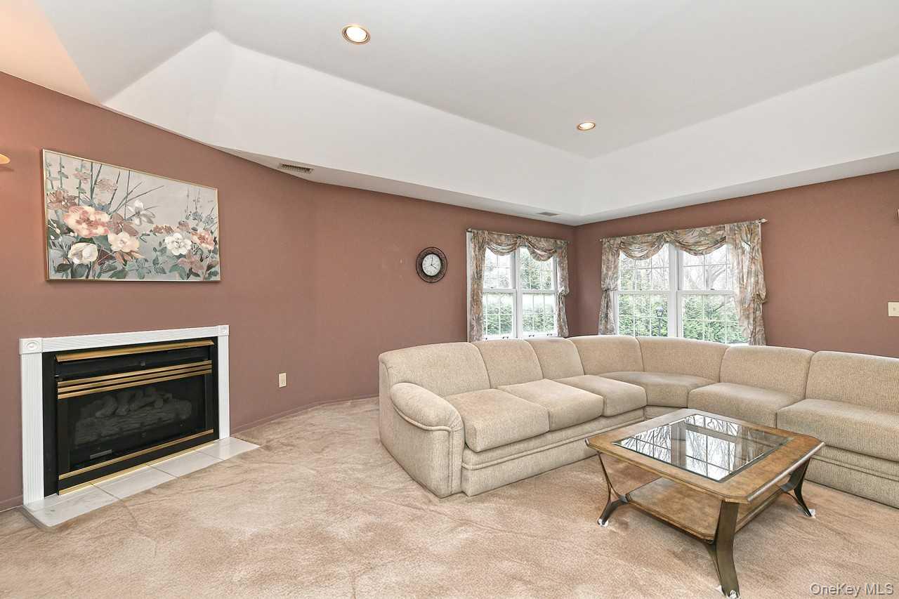 #12 photo, 79 Lakebridge Drive, Kings Park , NY 11754