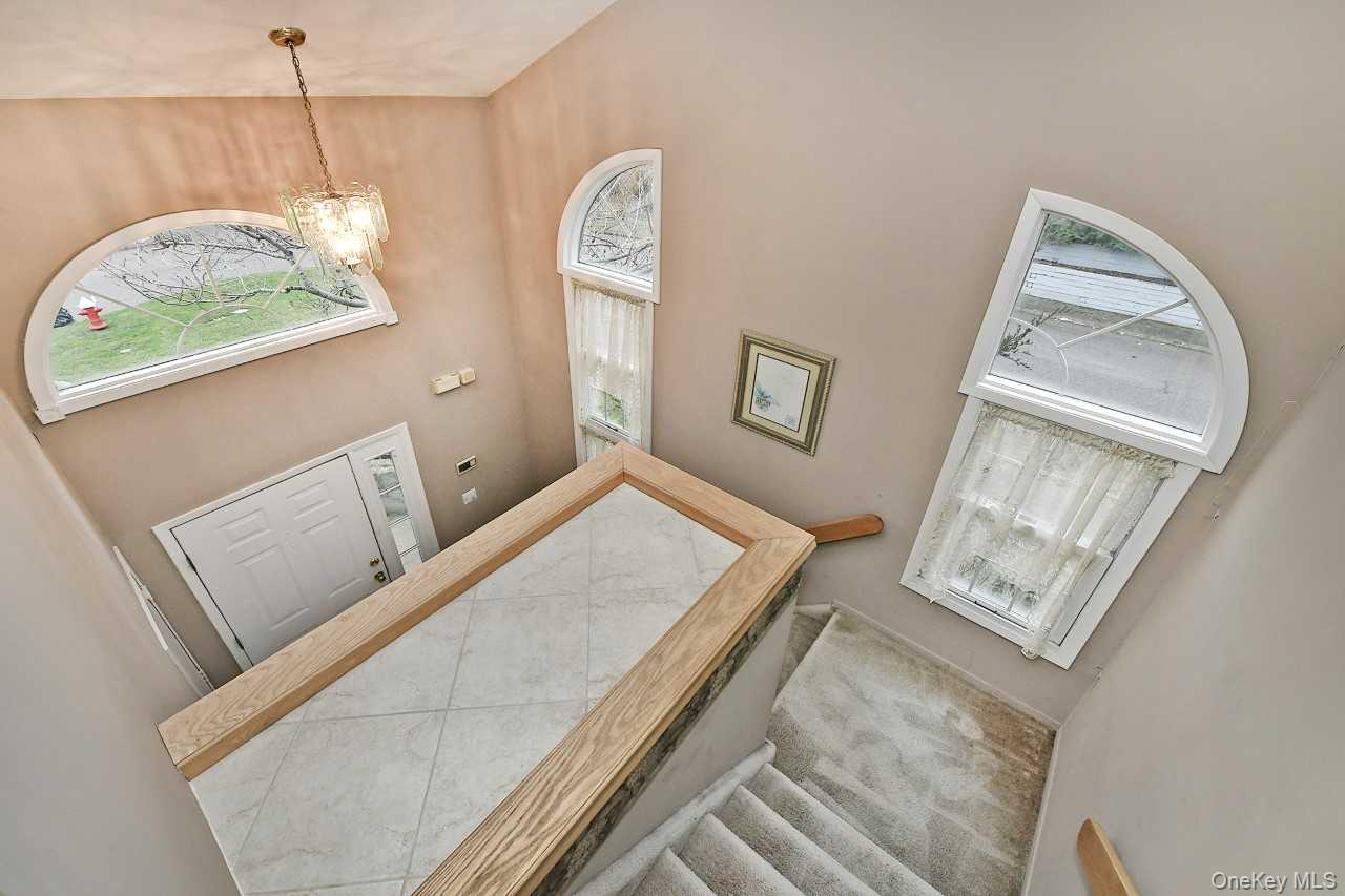 #5 photo, 79 Lakebridge Drive, Kings Park , NY 11754