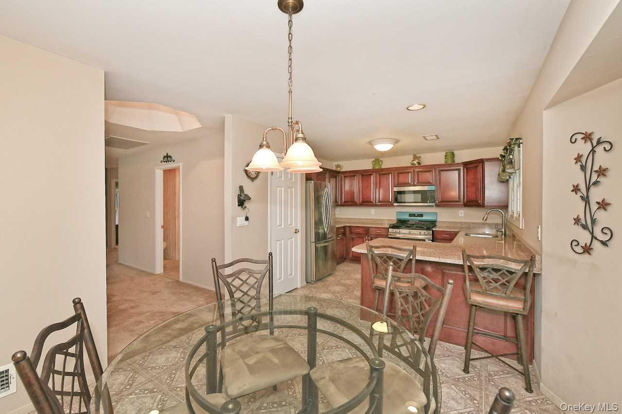 #6 photo, 79 Lakebridge Drive, Kings Park , NY 11754