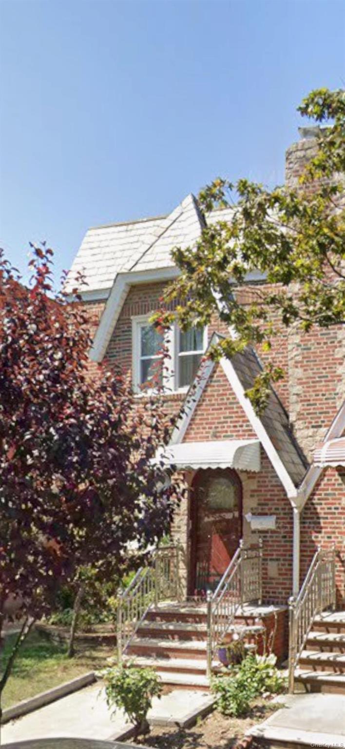 #16 photo, 68-46 Alderton Street, Rego Park , NY 11374