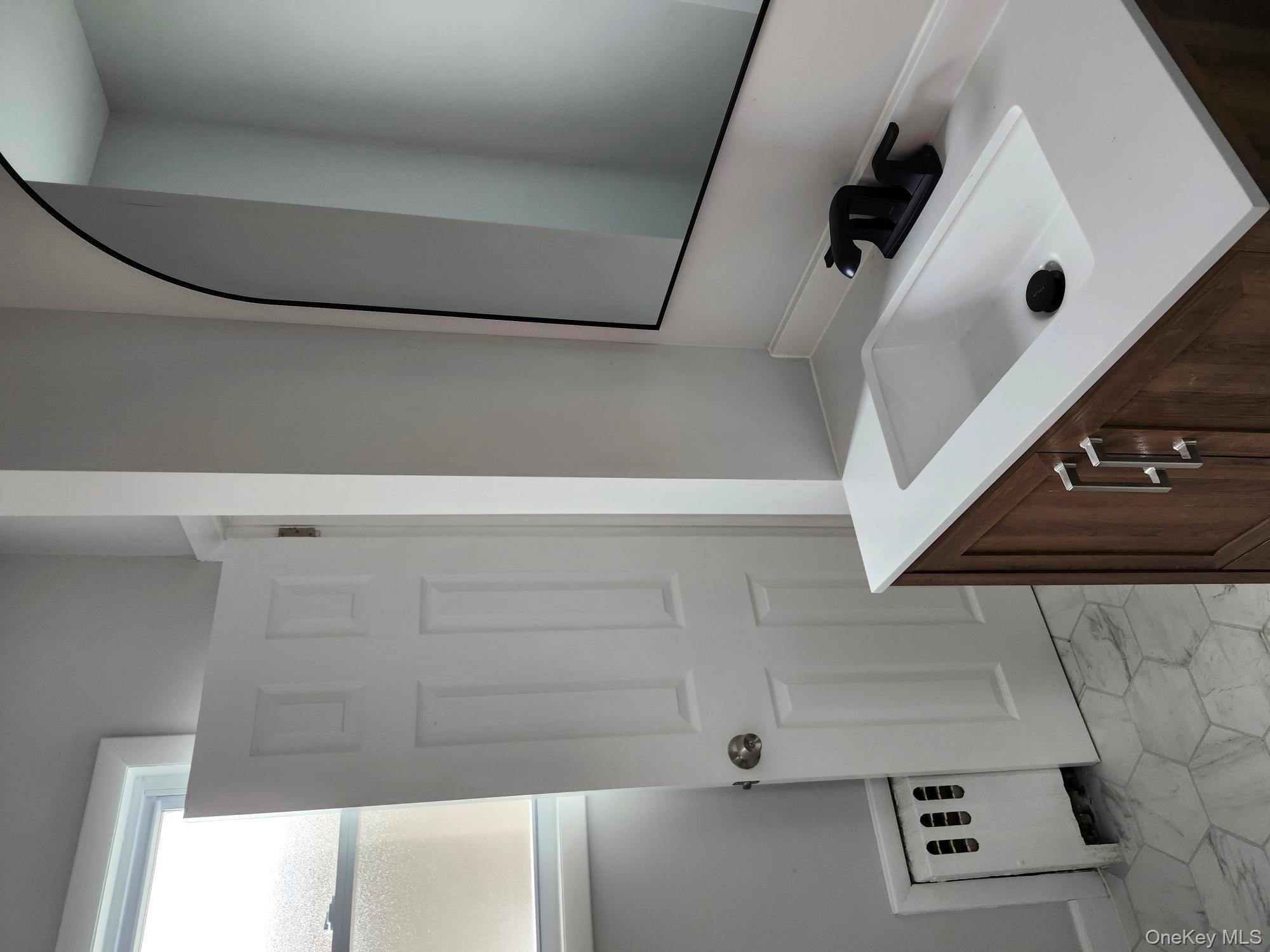 #7 photo, 68-46 Alderton Street, Rego Park , NY 11374