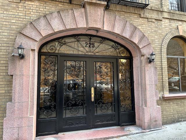 #2 photo, 225 Bennett Avenue, New York (Manhattan) , NY 10040