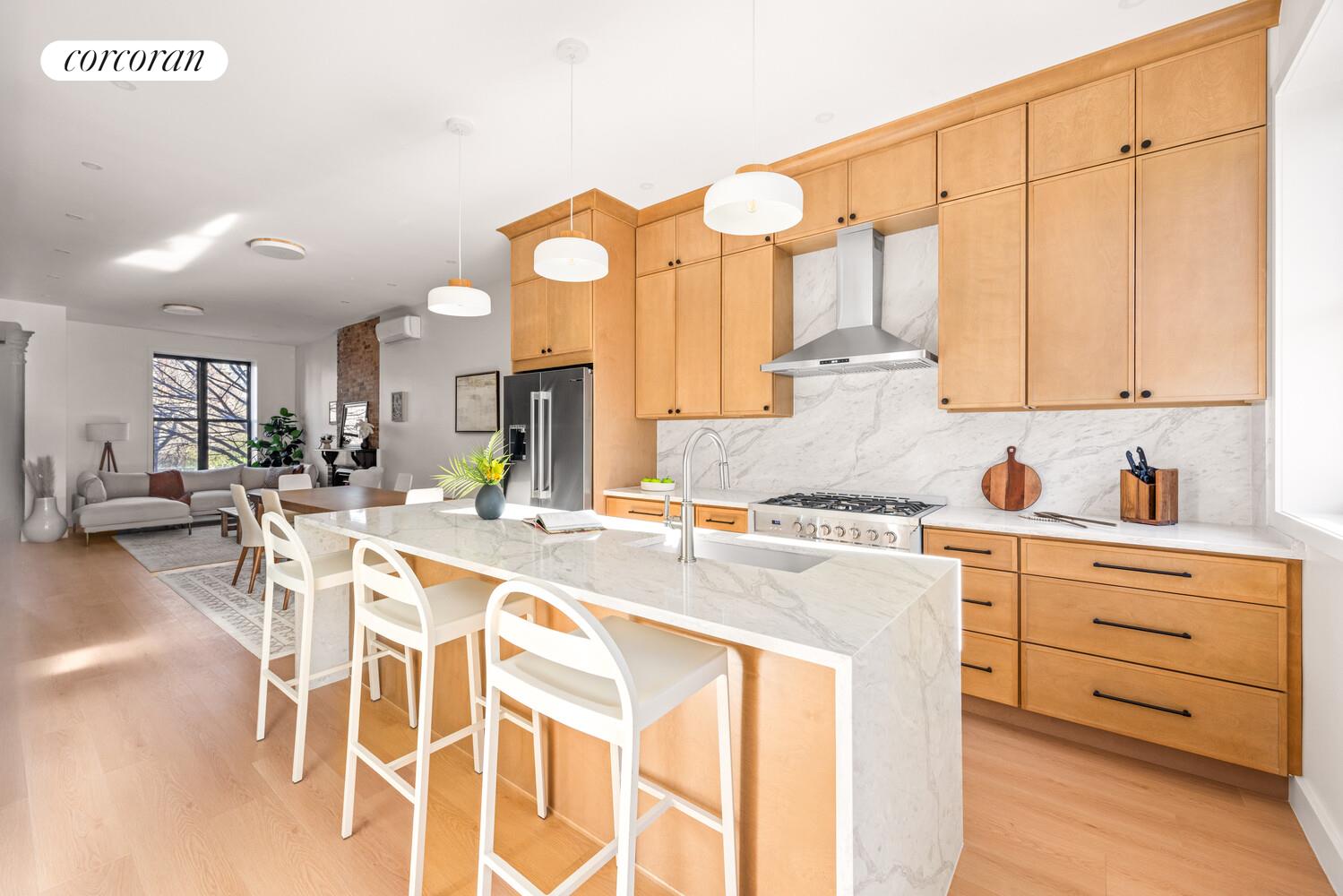 #8 photo, 1044 LAFAYETTE Avenue, Stuyvesant Heights , NY 11221