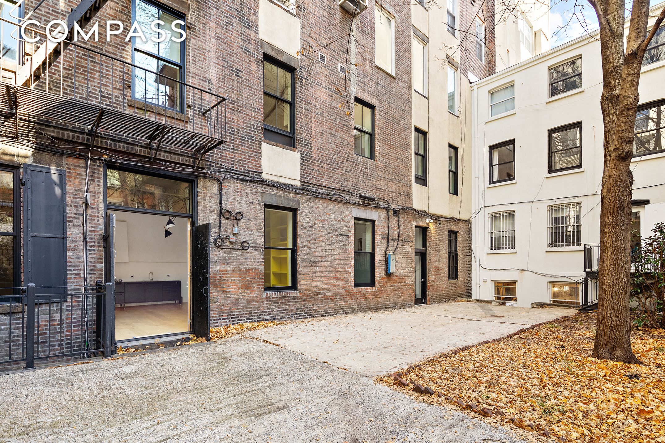 #16 photo, 140 Sullivan Street, SoHo , NY 10012