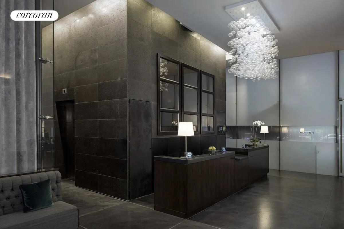 #18 photo, 70 W 45TH Street, Midtown , NY 10036