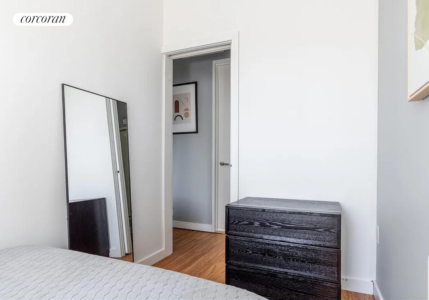 #9 photo, 70 W 45TH Street, Midtown , NY 10036