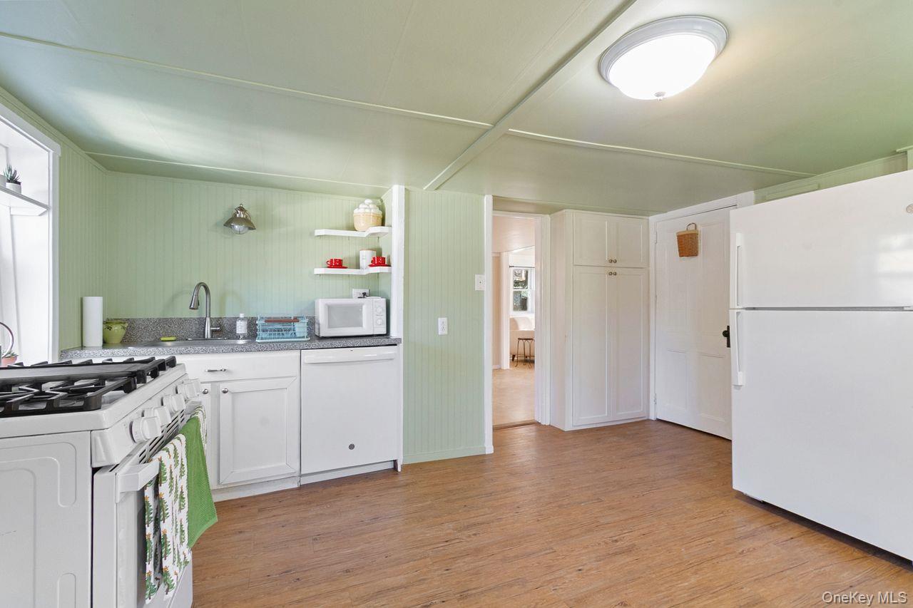 #14 photo, 20 Abbeyfield Lane, Brewster , NY 10509