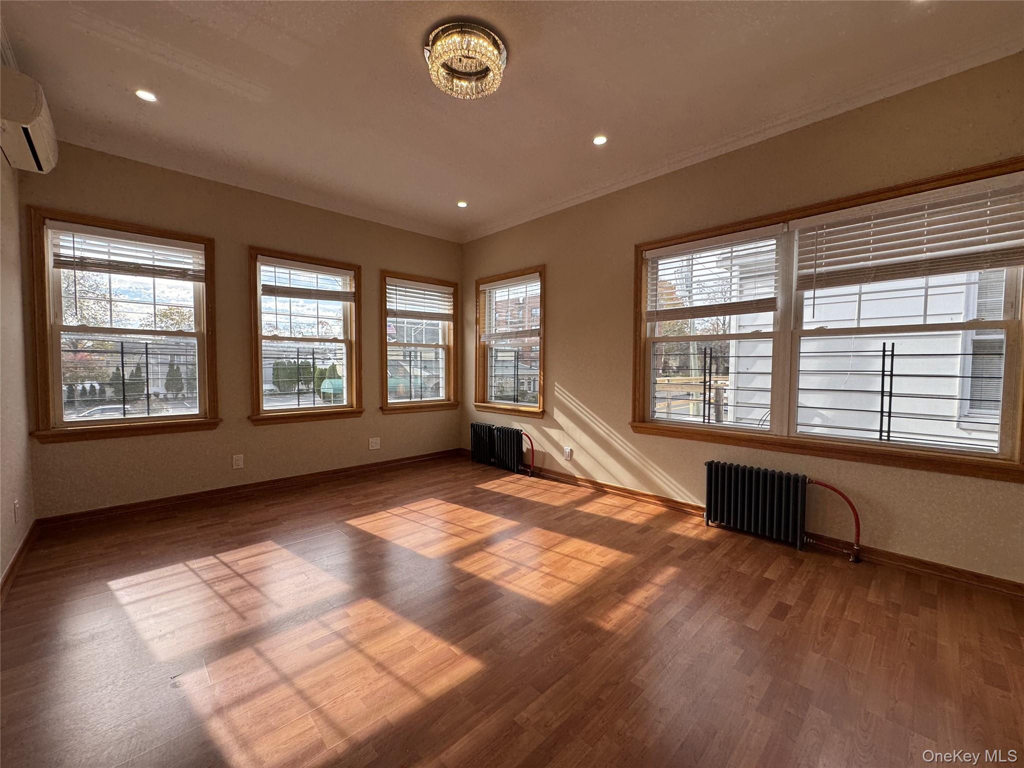 #4 photo, 713 Yonkers Avenue, Yonkers , NY 10704