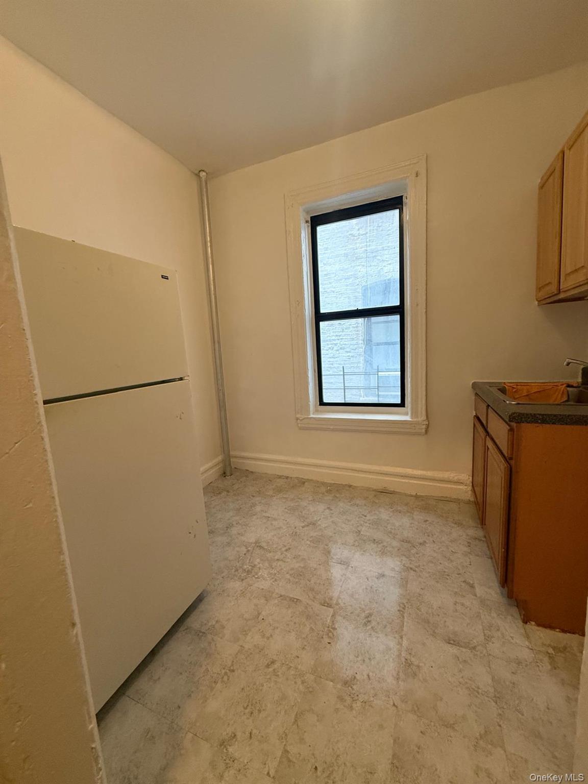 #12 photo, 835 Fox Street, Bronx , NY 10459