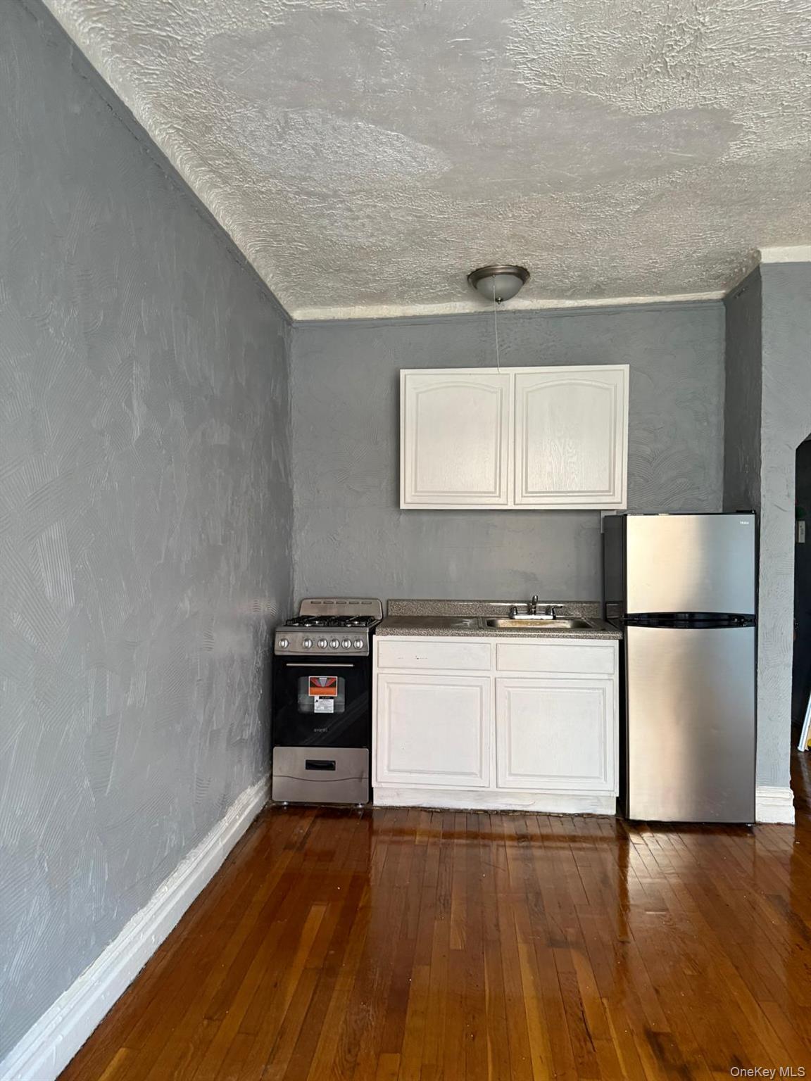 #2 photo, 835 Fox Street, Bronx , NY 10459