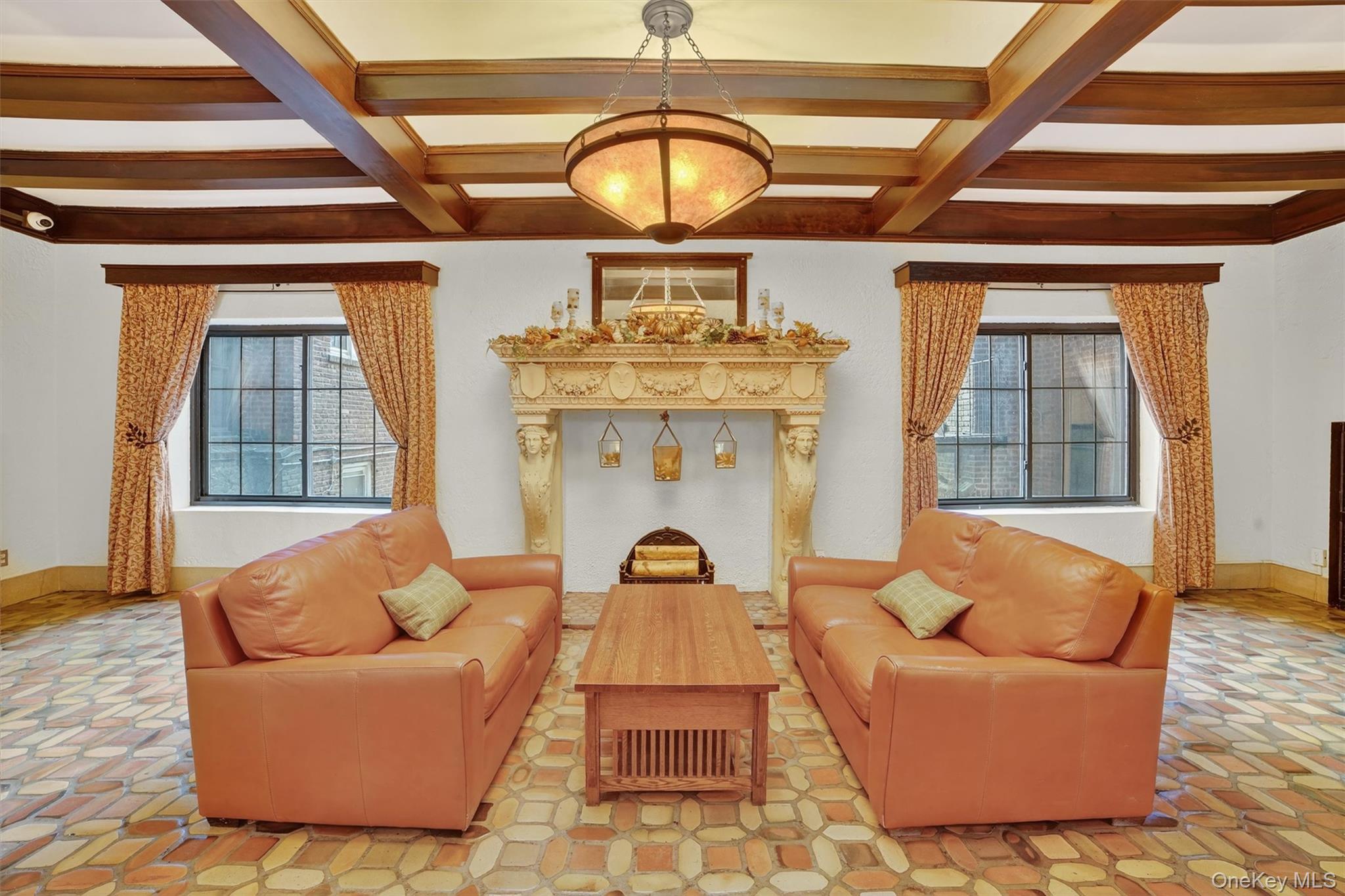 #5 photo, 294 Bronxville Road, Bronxville , NY 10708