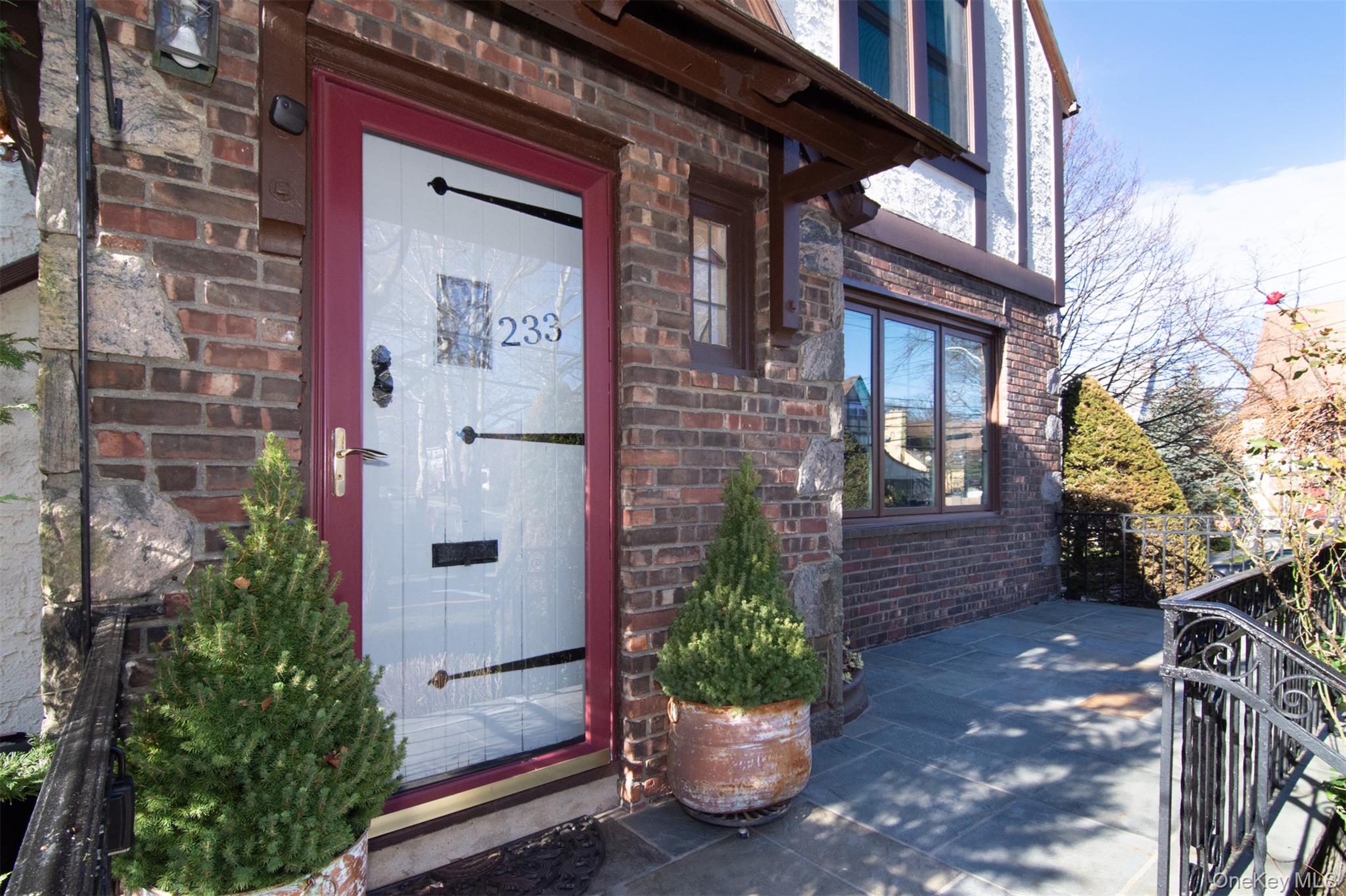 #13 photo, 233 Kneeland Avenue, Yonkers , NY 10705