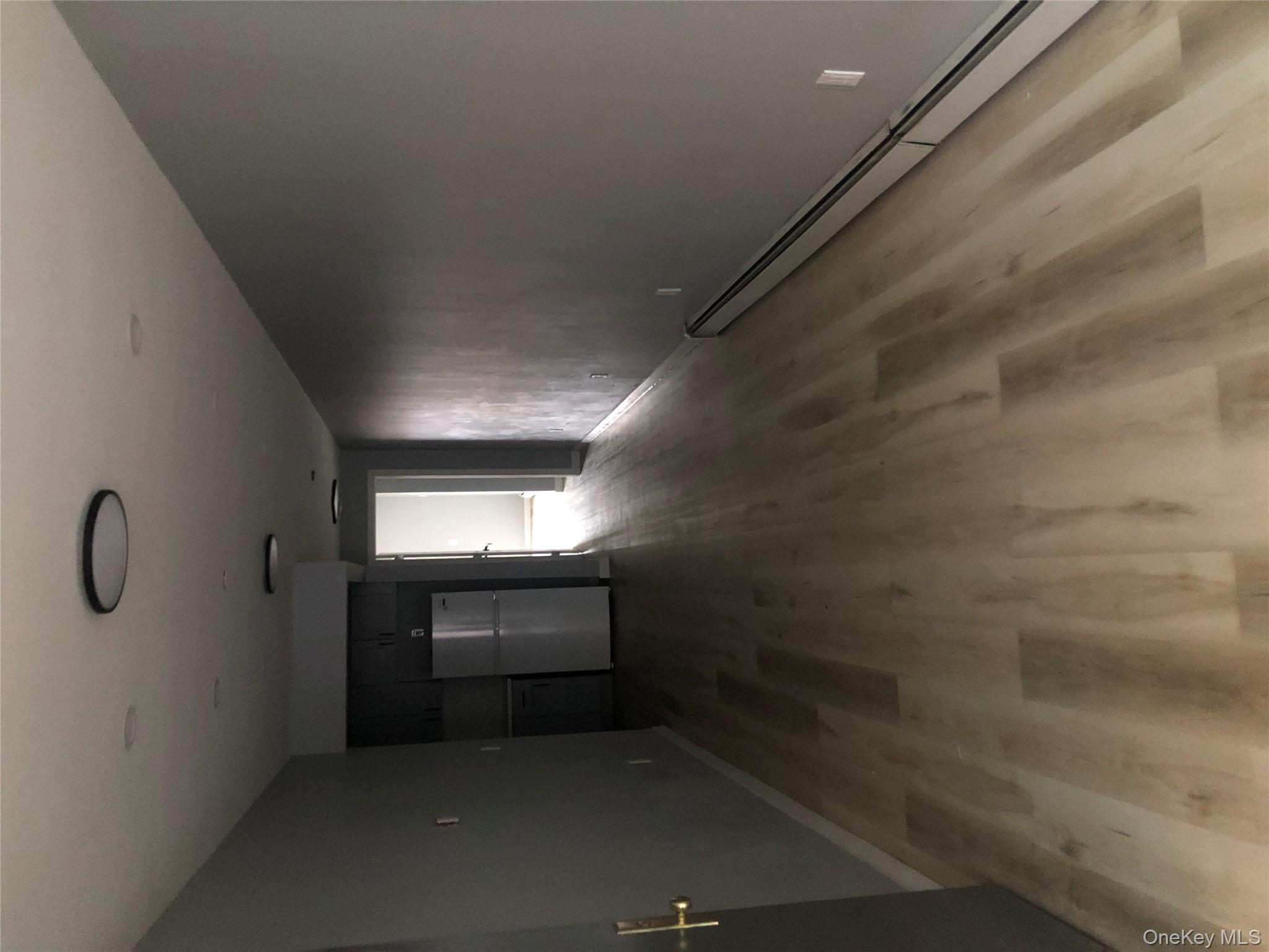 #4 photo, 651 Courtlandt Avenue, Bronx , NY 10451