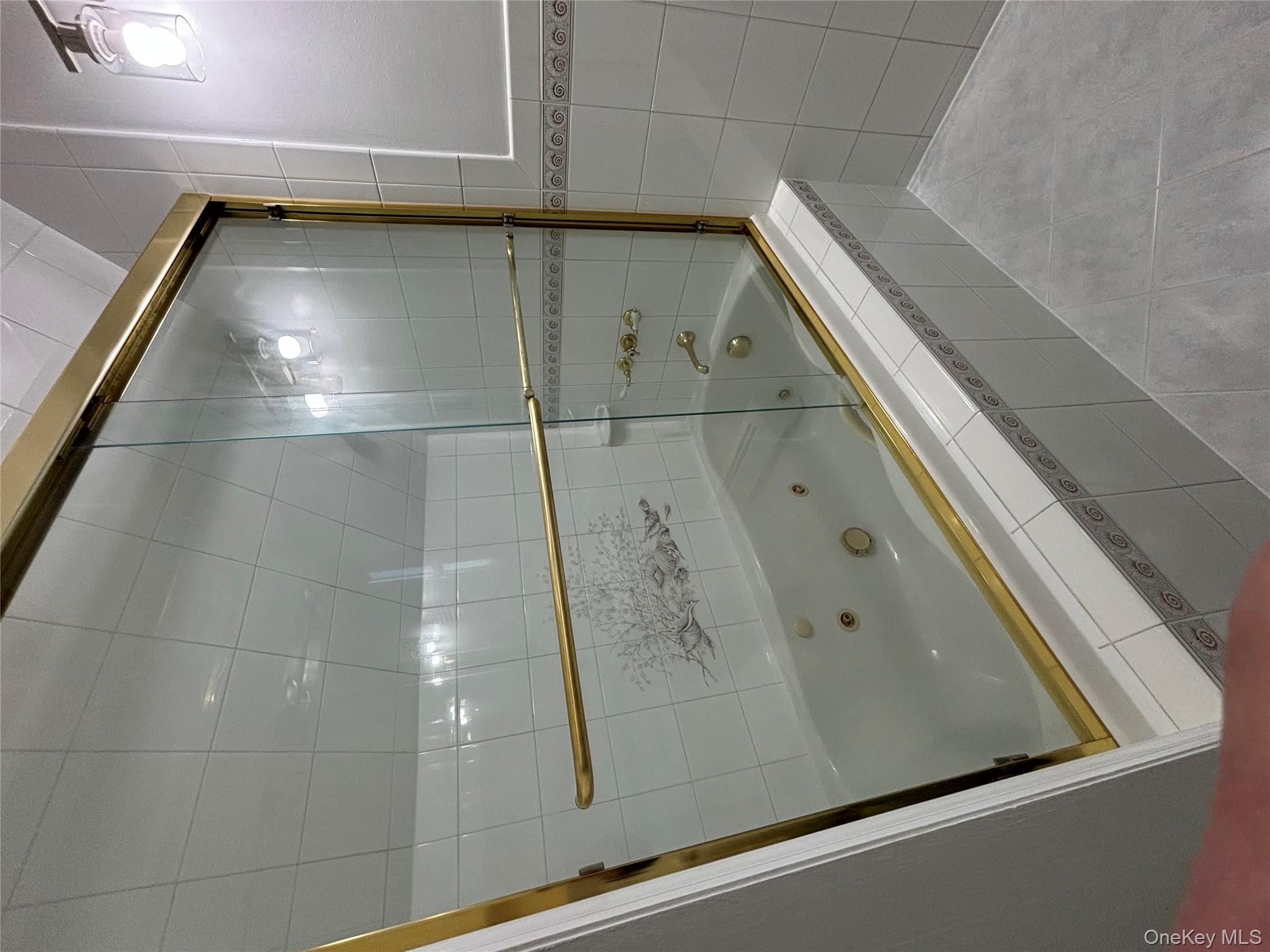 #9 photo, 445 North Country Road, Saint James , NY 11780