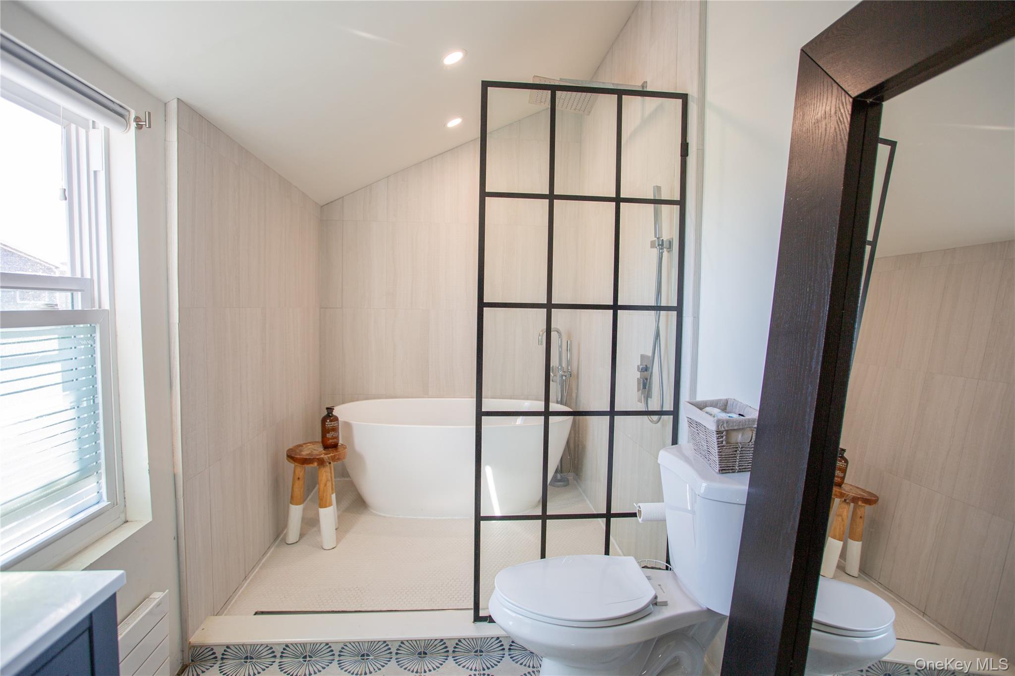 #18 photo, 2175 Bay Boulevard, Atlantic Beach , NY 11509