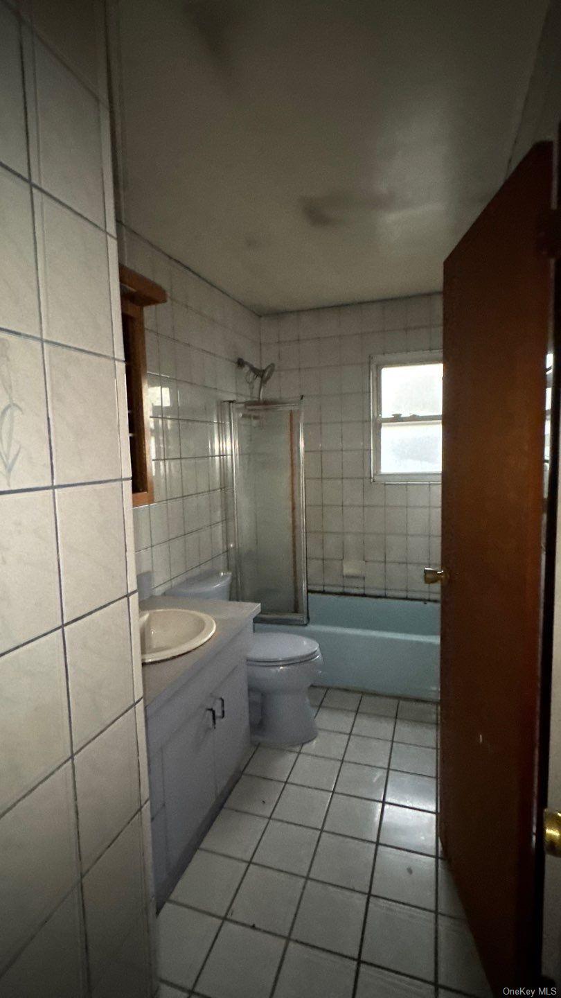 #11 photo, 461 Skidmore Road, Deer Park , NY 11729