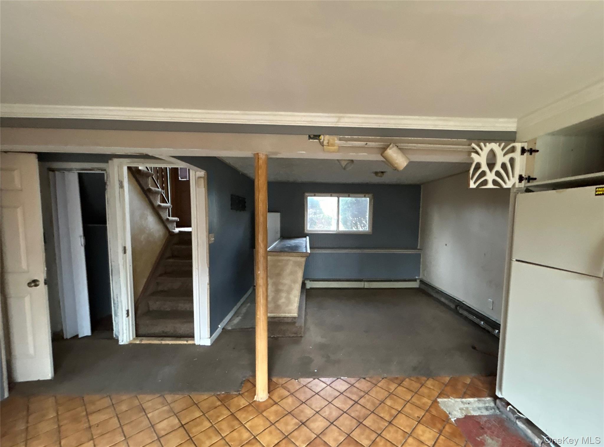 #8 photo, 461 Skidmore Road, Deer Park , NY 11729