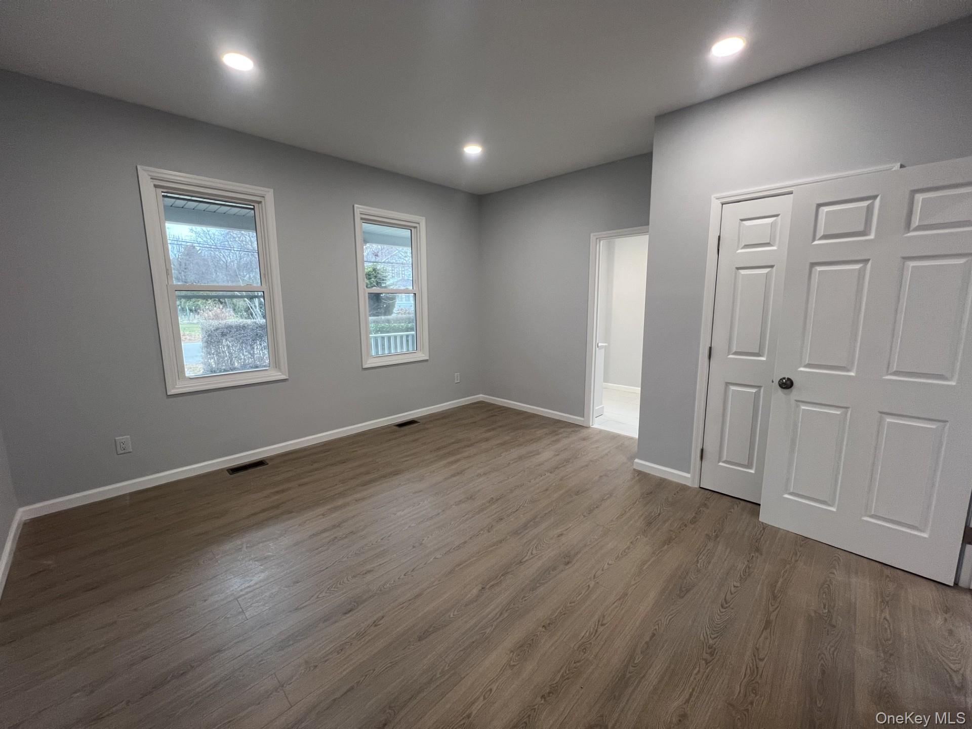 #3 photo, 24 W 18th Street, Huntington Station , NY 11746