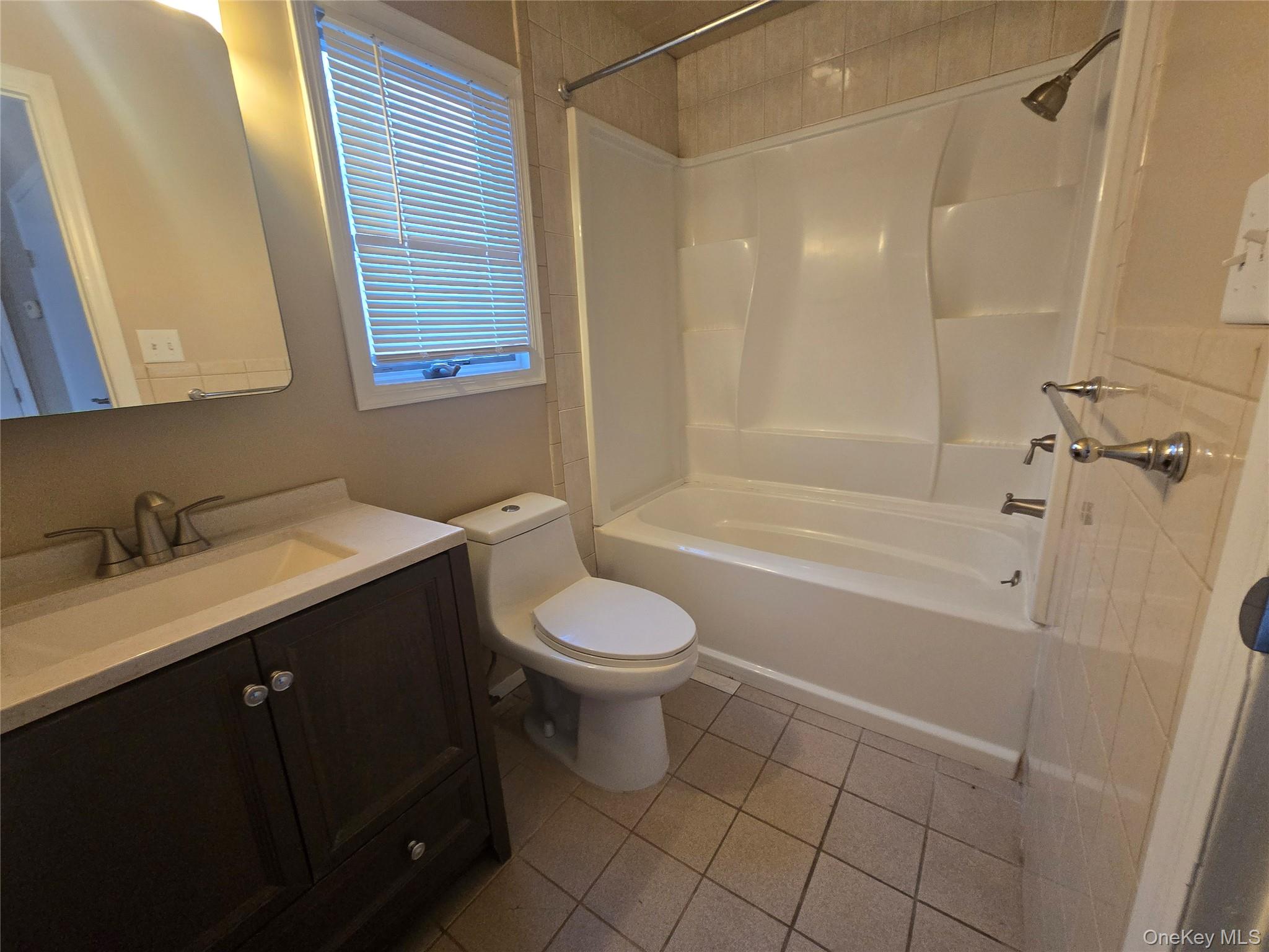 #19 photo, 19 Cardinal Lane, East Islip , NY 11730