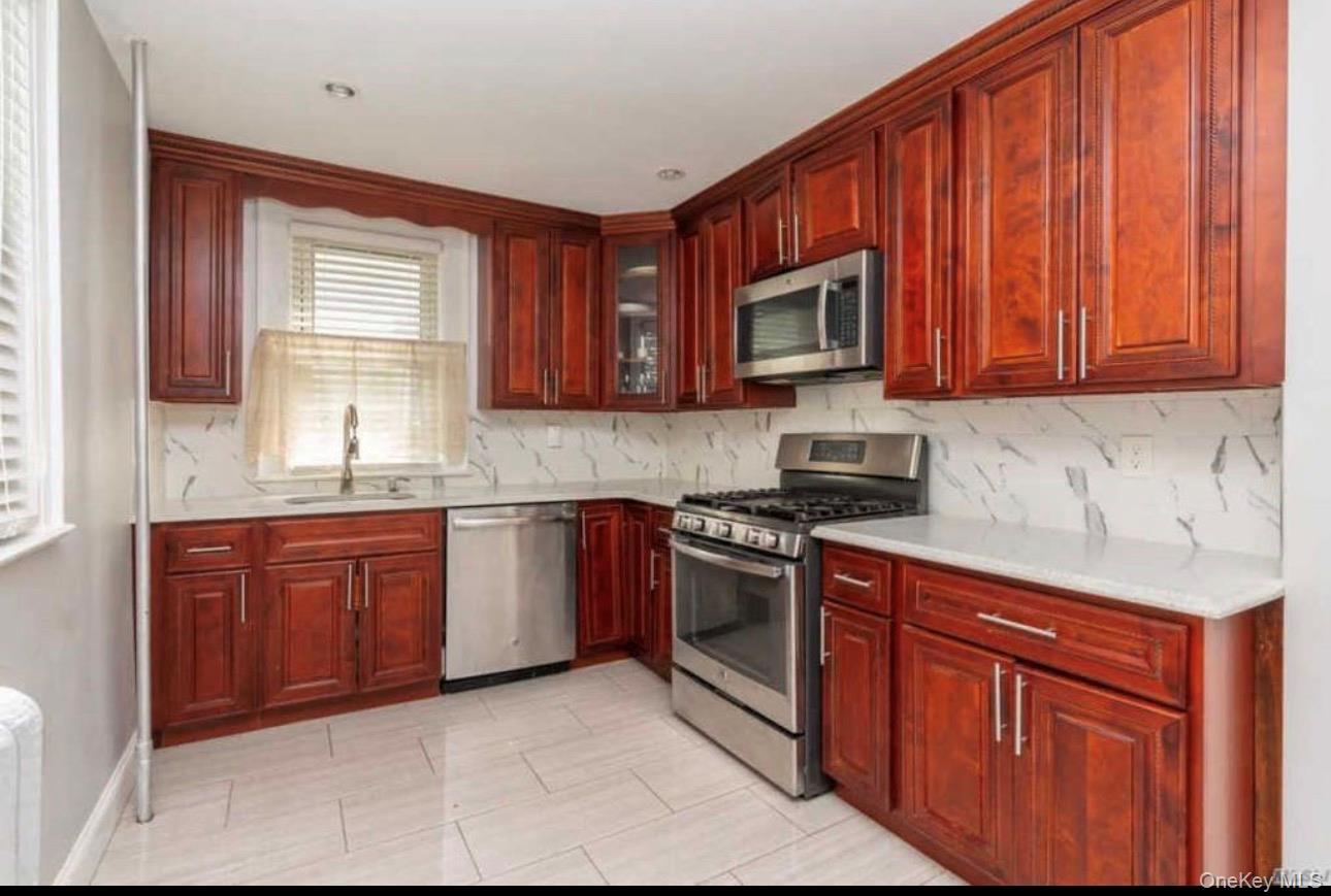 #2 photo, 19 Hamilton, Hempstead , NY 11550