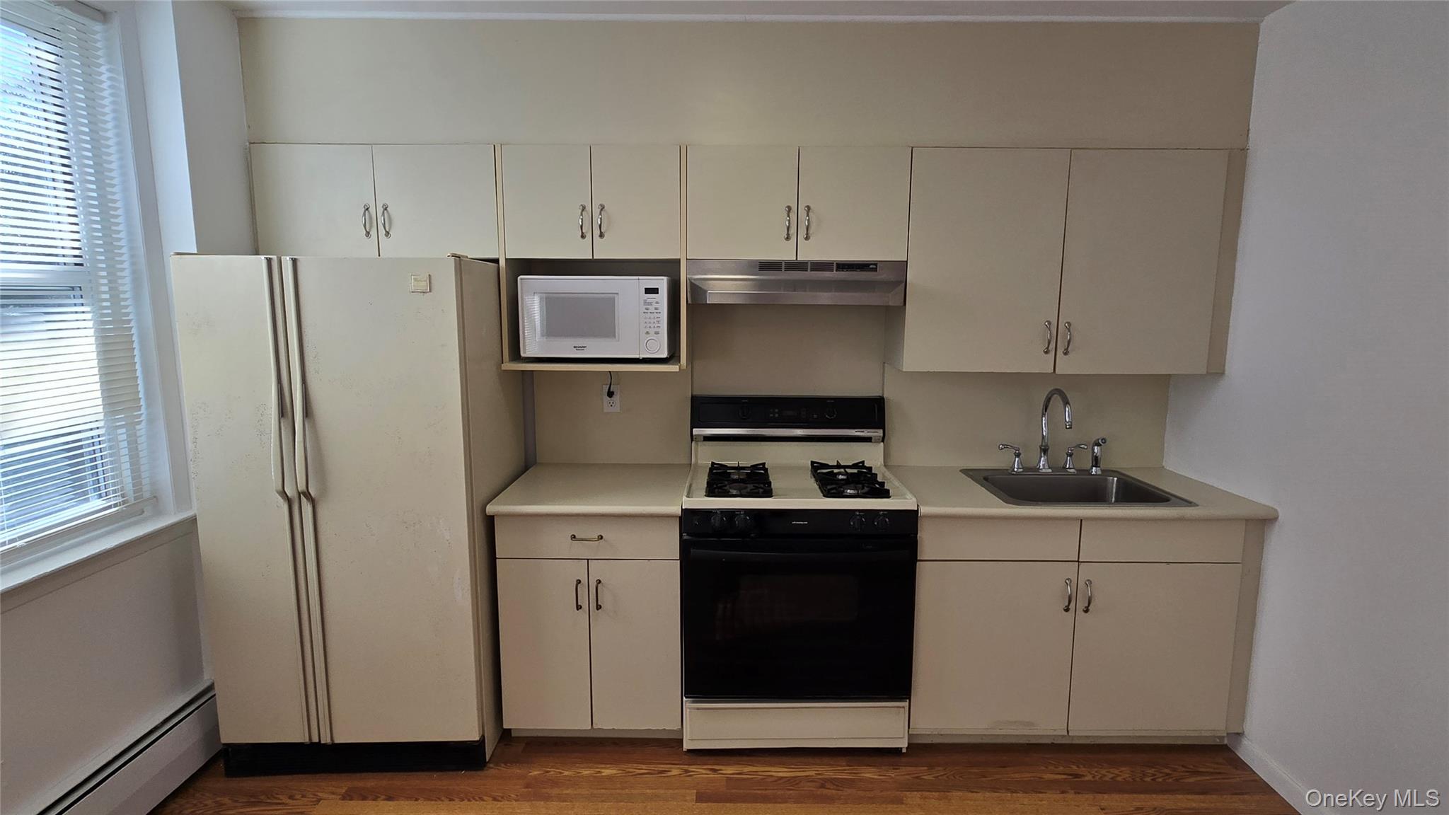 #12 photo, 30 Daley Place, Lynbrook , NY 11563