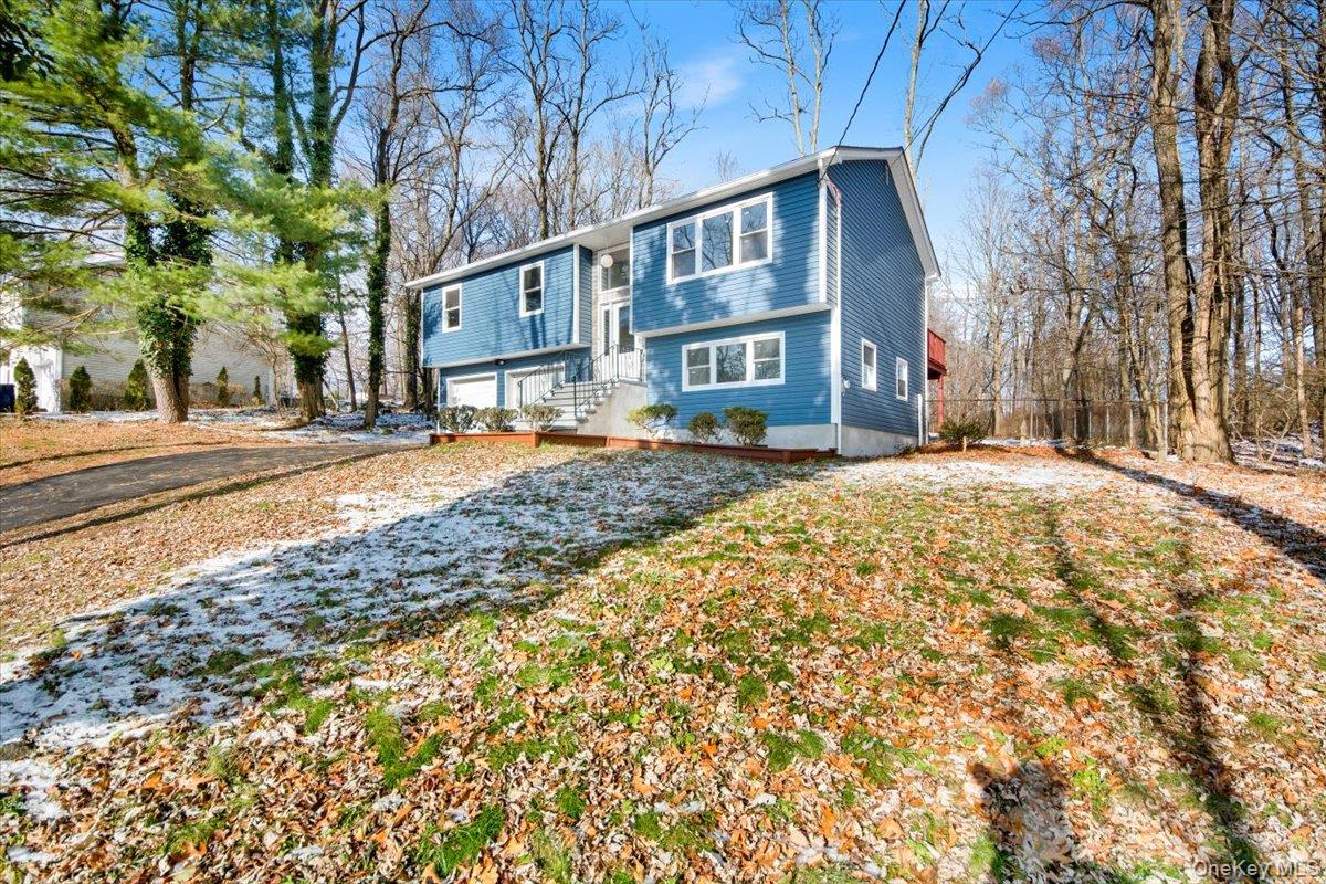 #3 photo, 204 Dahlia Drive, Mahopac , NY 10541