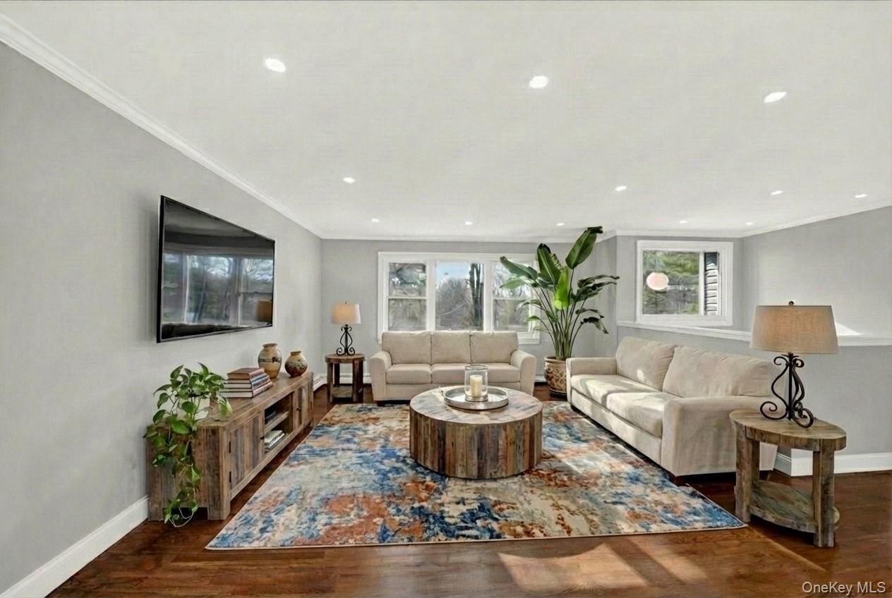 #6 photo, 204 Dahlia Drive, Mahopac , NY 10541