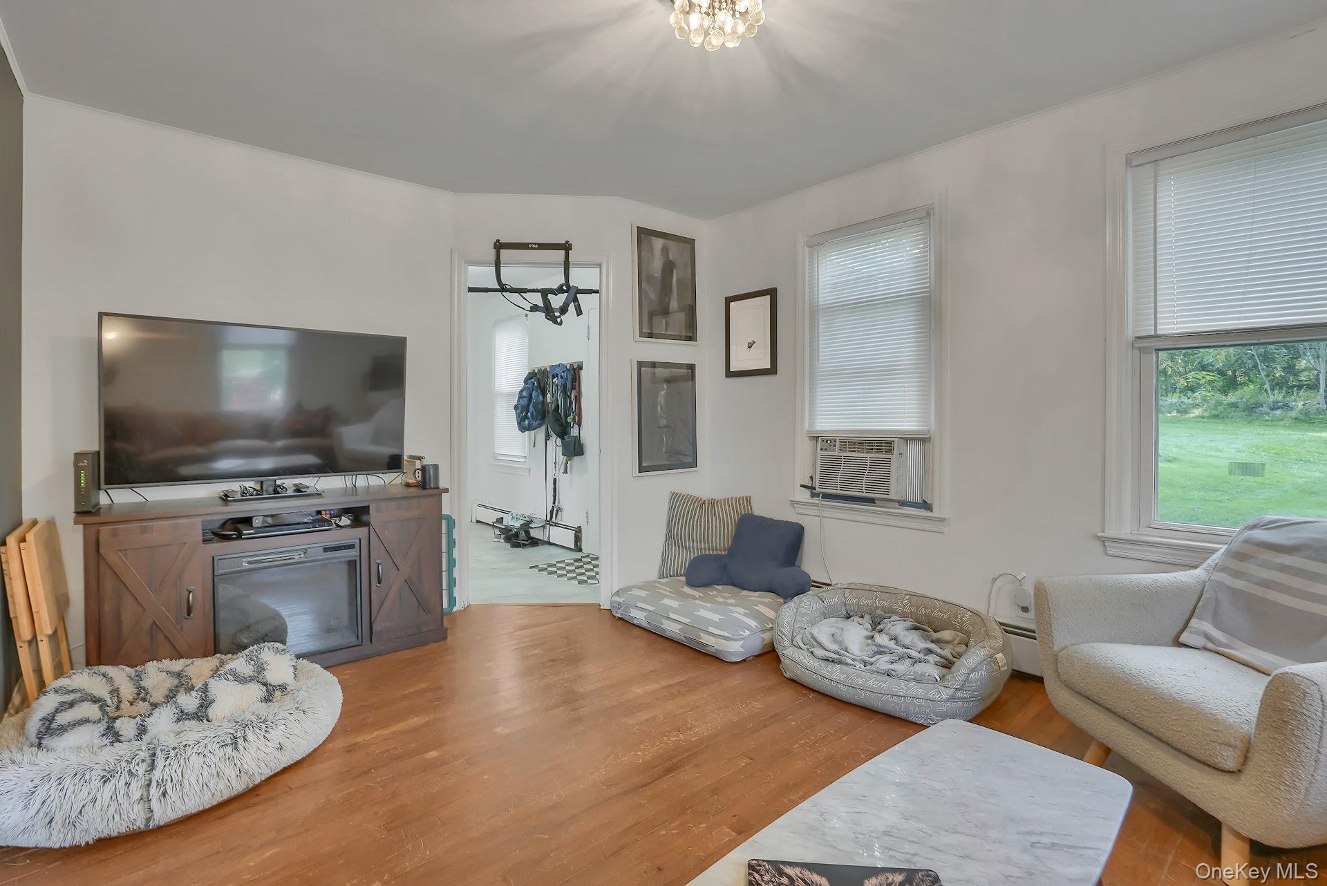 #11 photo, 71 Greycourt Road, Chester , NY 10918