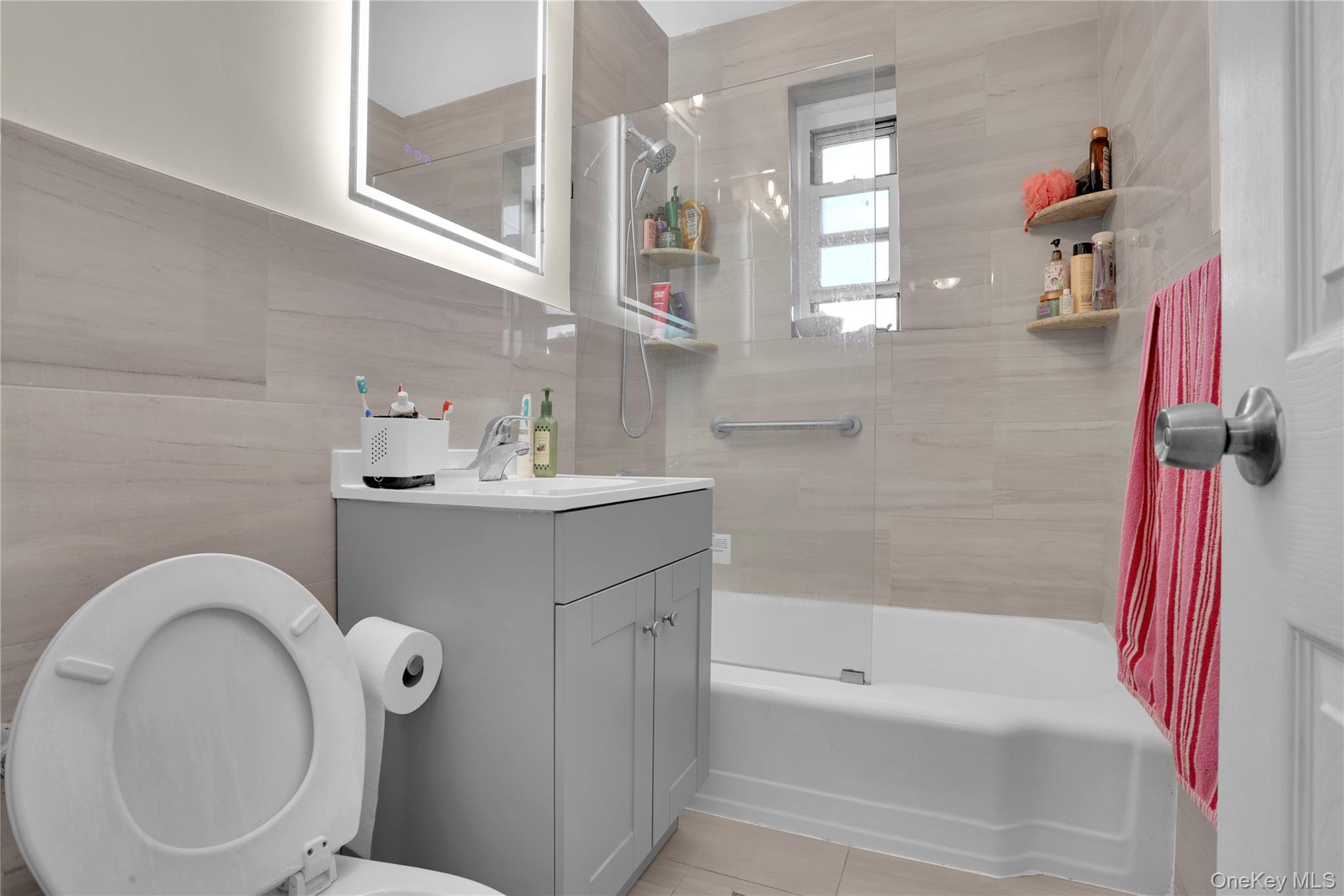 #10 photo, 245 Bronx River Road, Yonkers , NY 10704