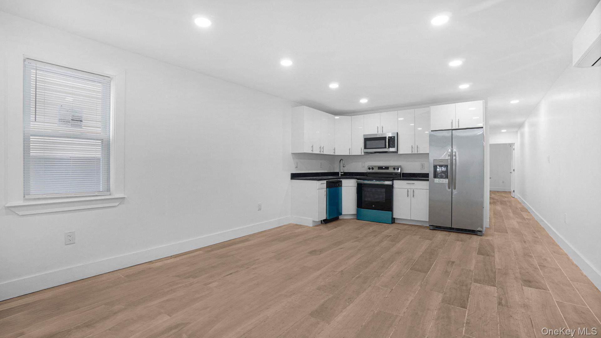 #9 photo, 3964 Duryea Avenue, Bronx , NY 10466