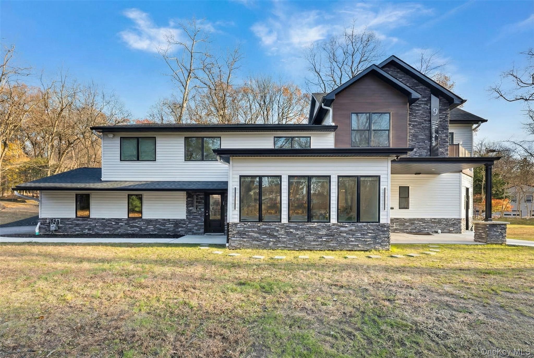 #1 photo, 9 Wendover Lane, Suffern , NY 10901