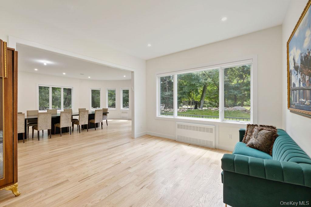 #11 photo, 9 Wendover Lane, Suffern , NY 10901