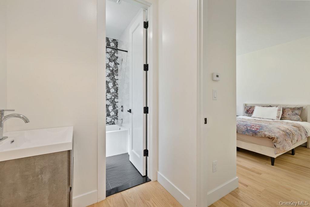 #19 photo, 9 Wendover Lane, Suffern , NY 10901