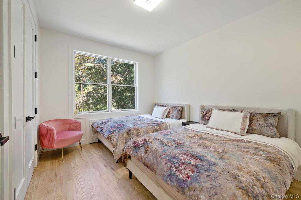 #20 photo, 9 Wendover Lane, Suffern , NY 10901